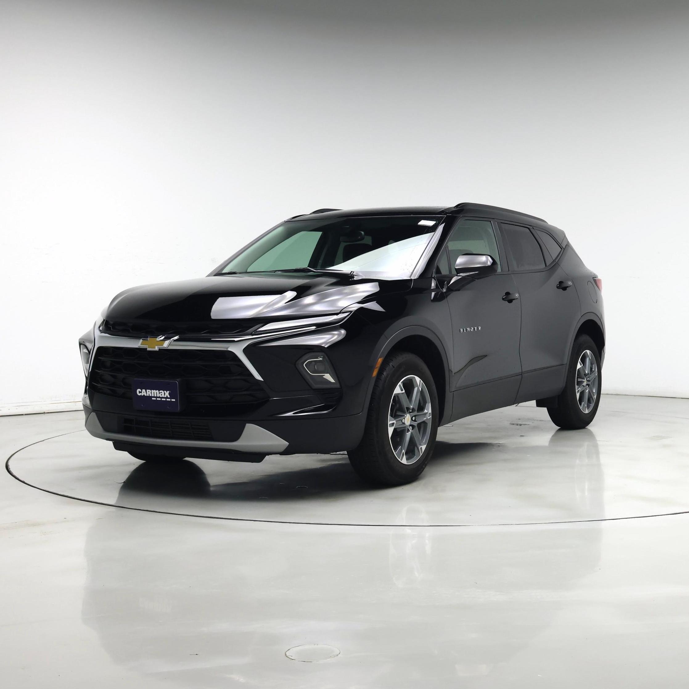 Thumbnail: 2023 Chevrolet Blazer - 4