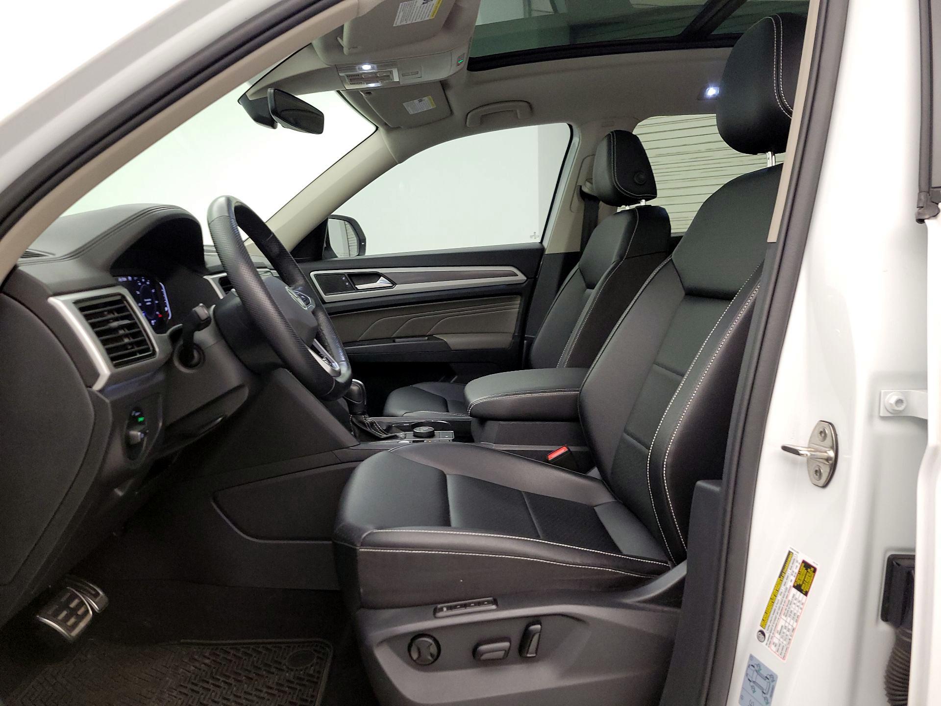 Thumbnail: 2022 Volkswagen Atlas - 11