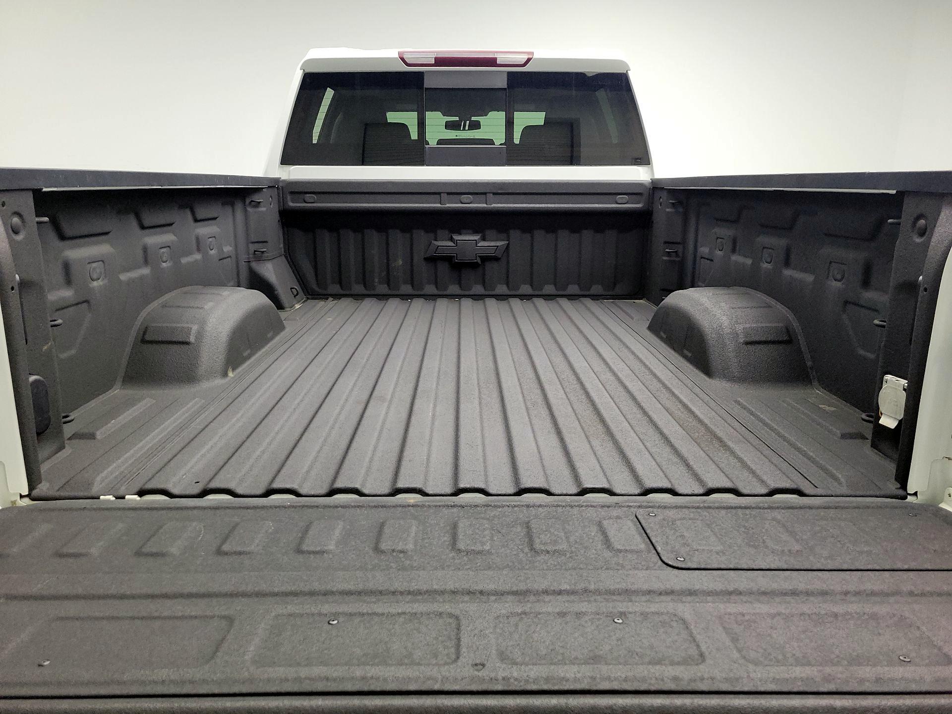 Thumbnail: 2021 Chevrolet Silverado 2500 - 20