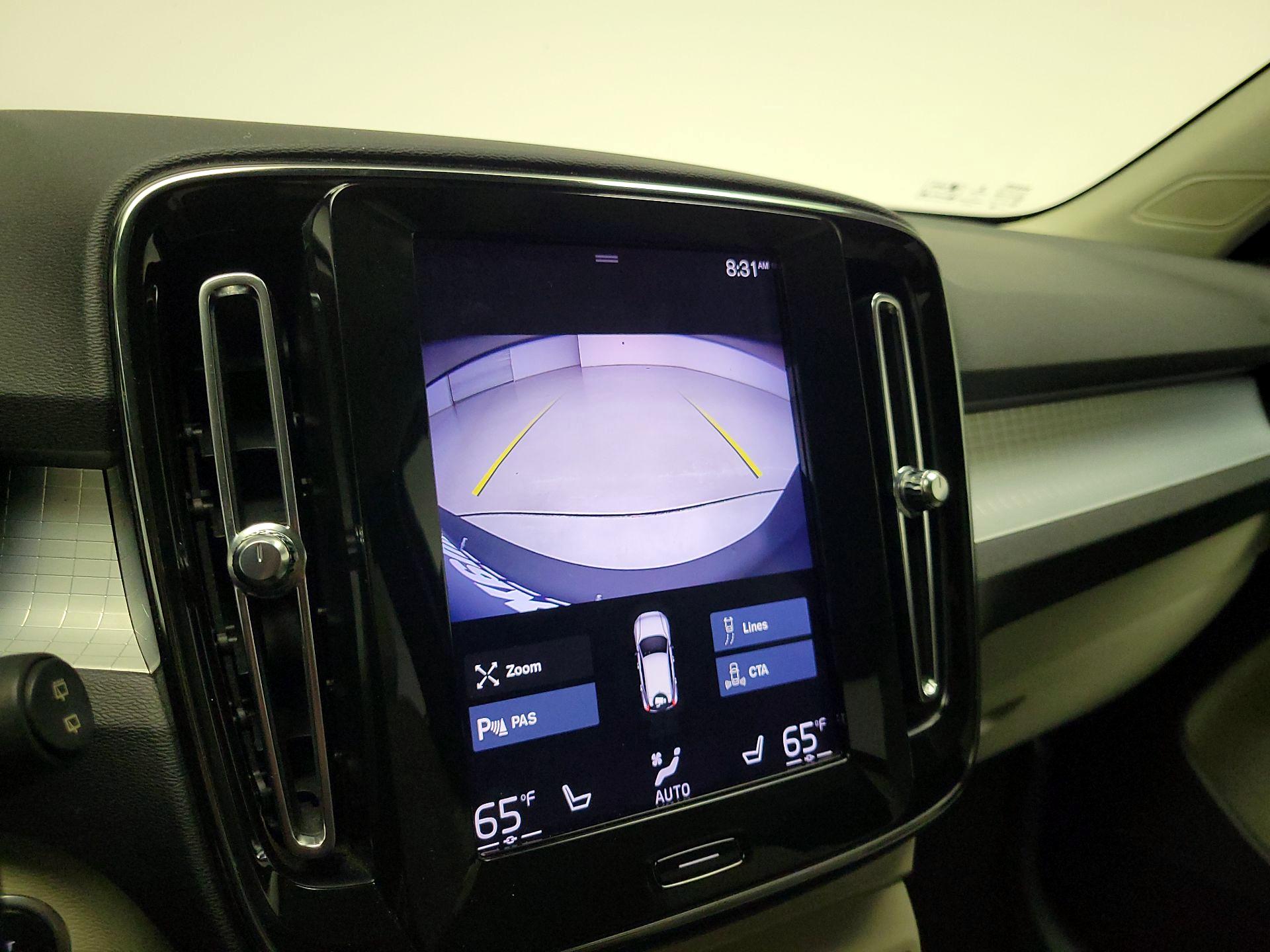 Thumbnail: 2020 Volvo XC40 - 15