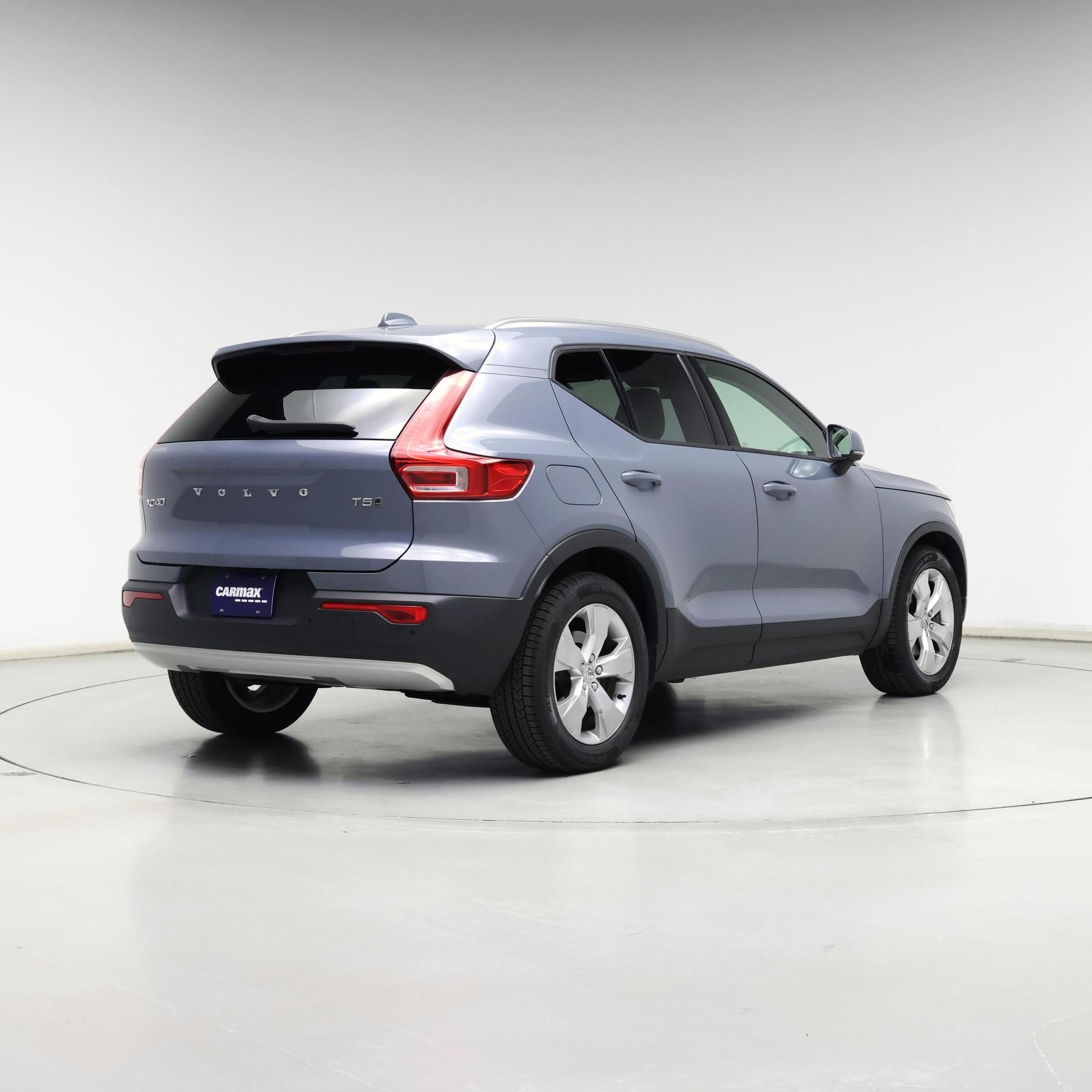 Thumbnail: 2020 Volvo XC40 - 8