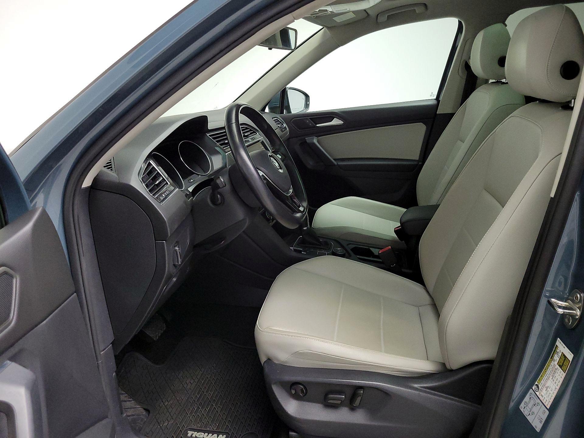 Thumbnail: 2019 Volkswagen Tiguan - 11