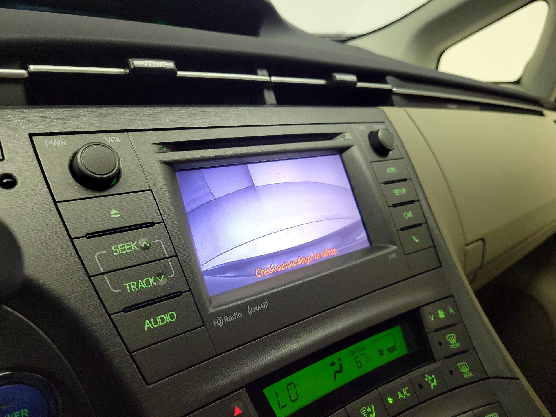 Thumbnail: 2015 Toyota Prius - 14