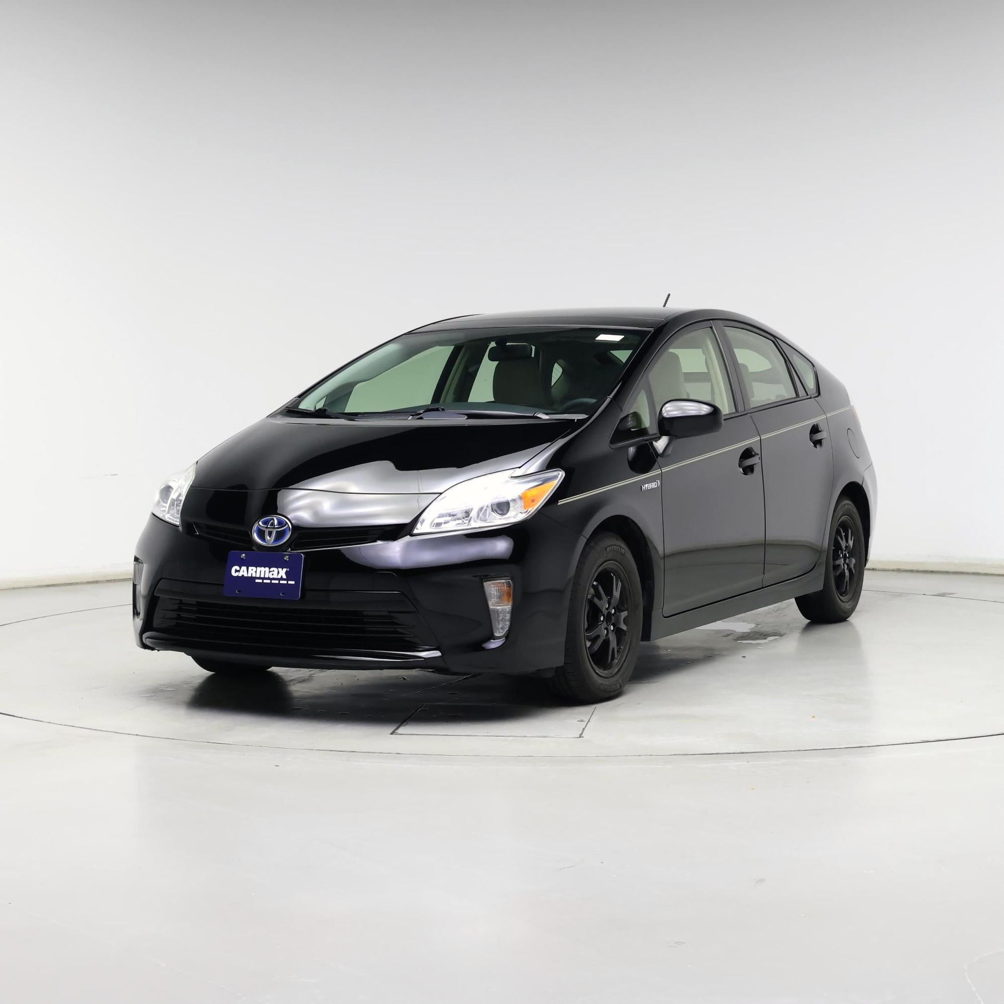 Thumbnail: 2015 Toyota Prius - 4