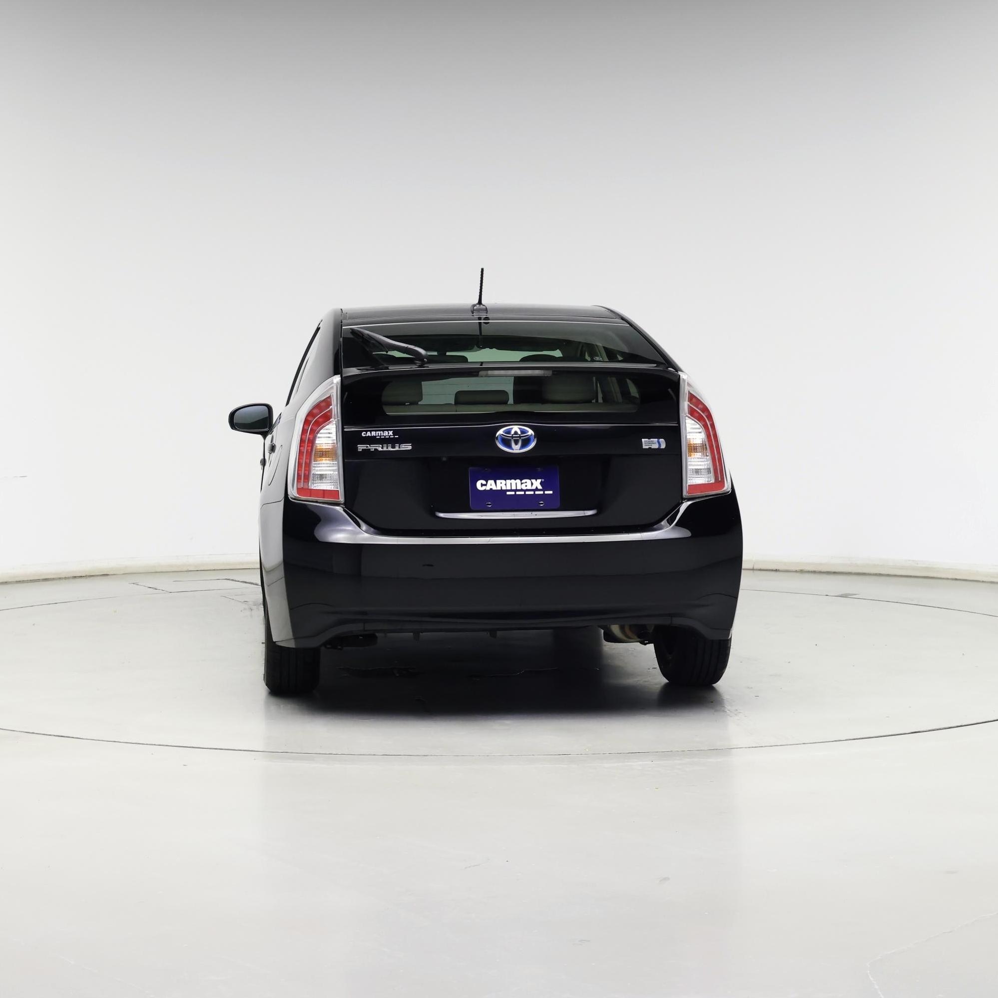 Thumbnail: 2015 Toyota Prius - 6