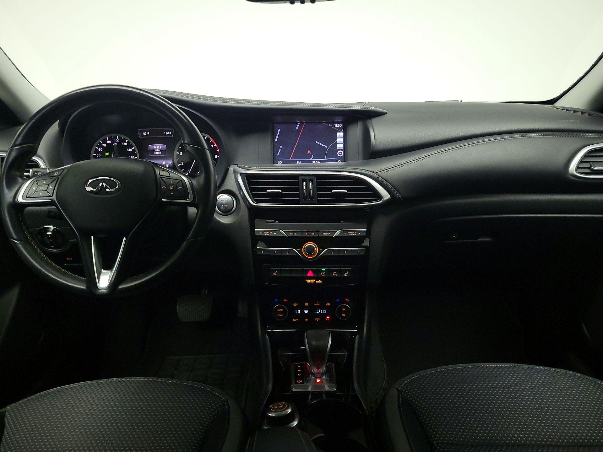 Thumbnail: 2019 INFINITI QX30 - 9