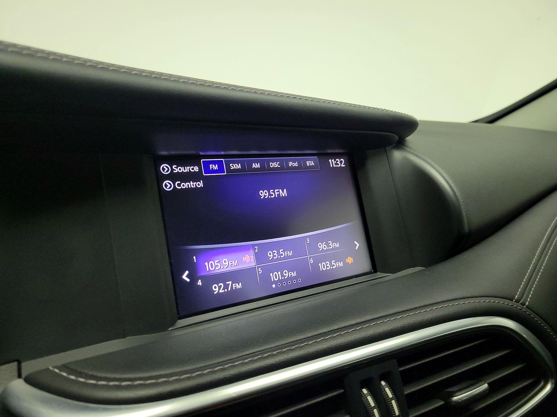 Thumbnail: 2019 INFINITI QX30 - 16