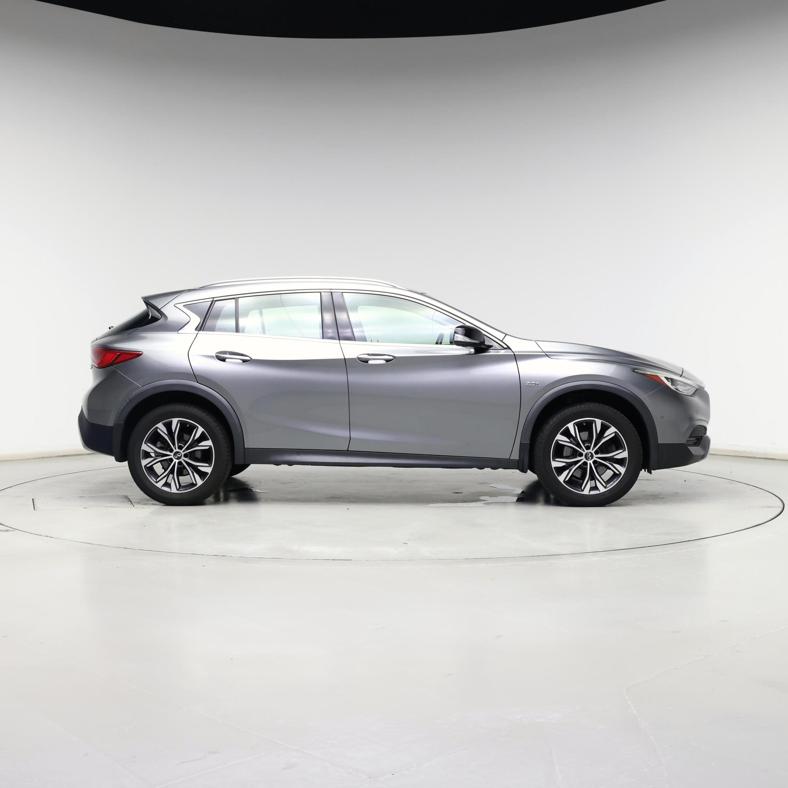 Thumbnail: 2019 INFINITI QX30 - 7