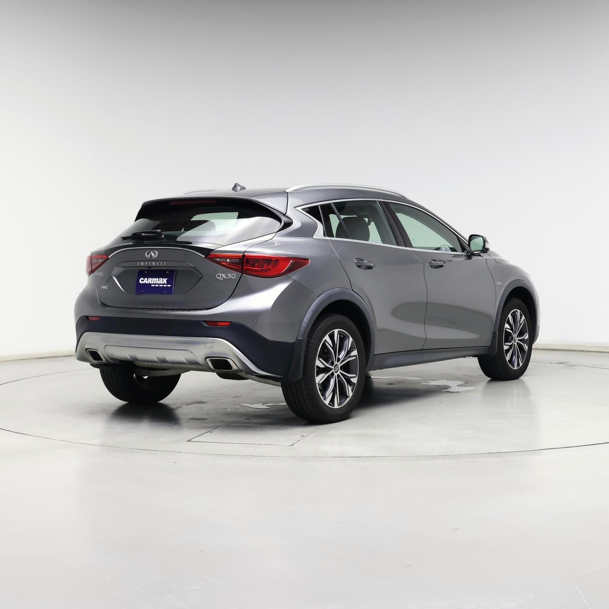 Thumbnail: 2019 INFINITI QX30 - 8