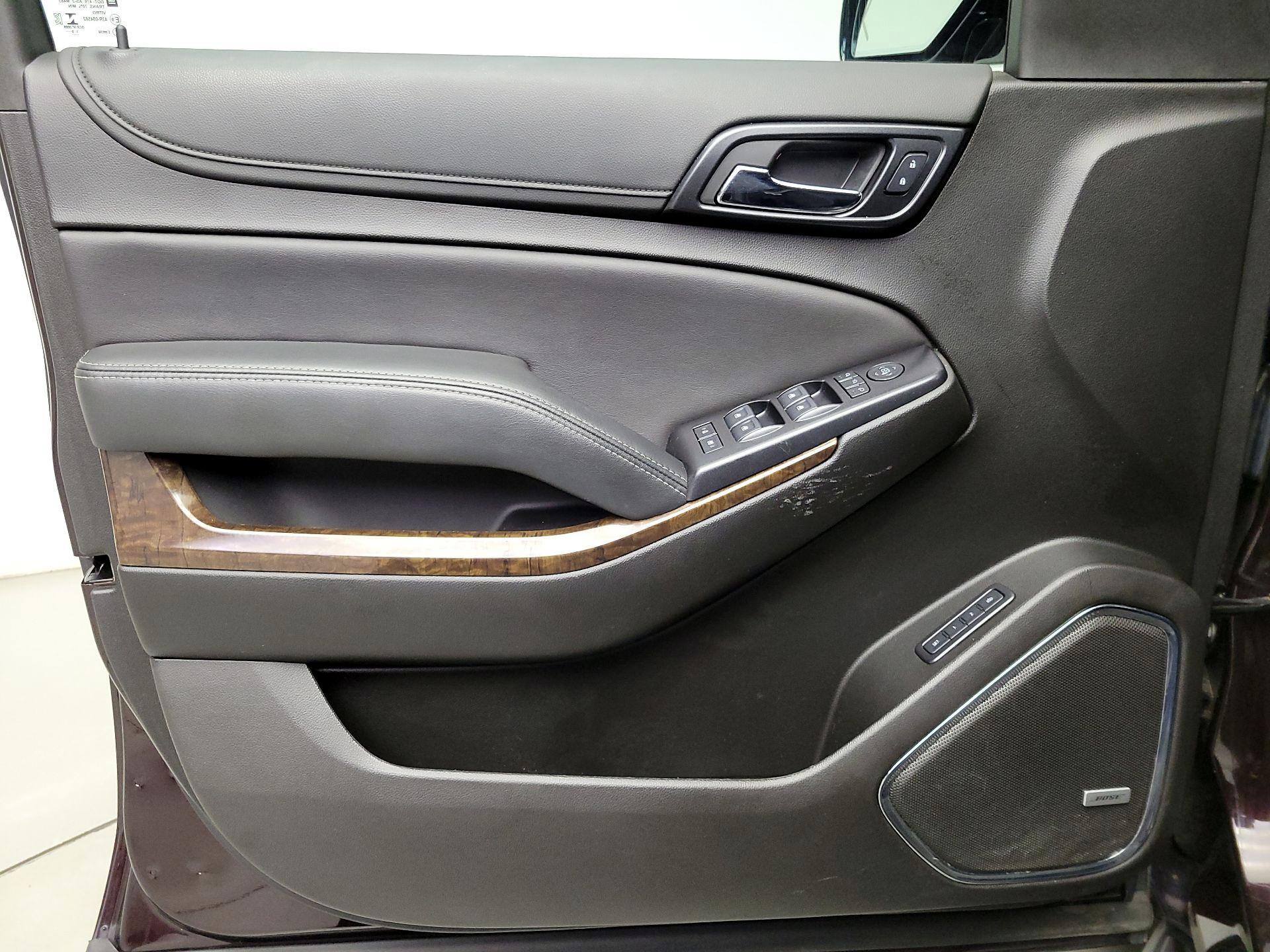 Thumbnail: 2020 Chevrolet Tahoe - 12