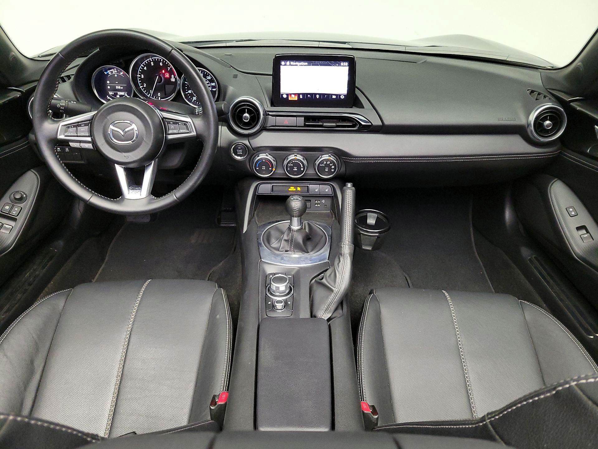 Thumbnail: 2021 Mazda MX-5 Miata - 9