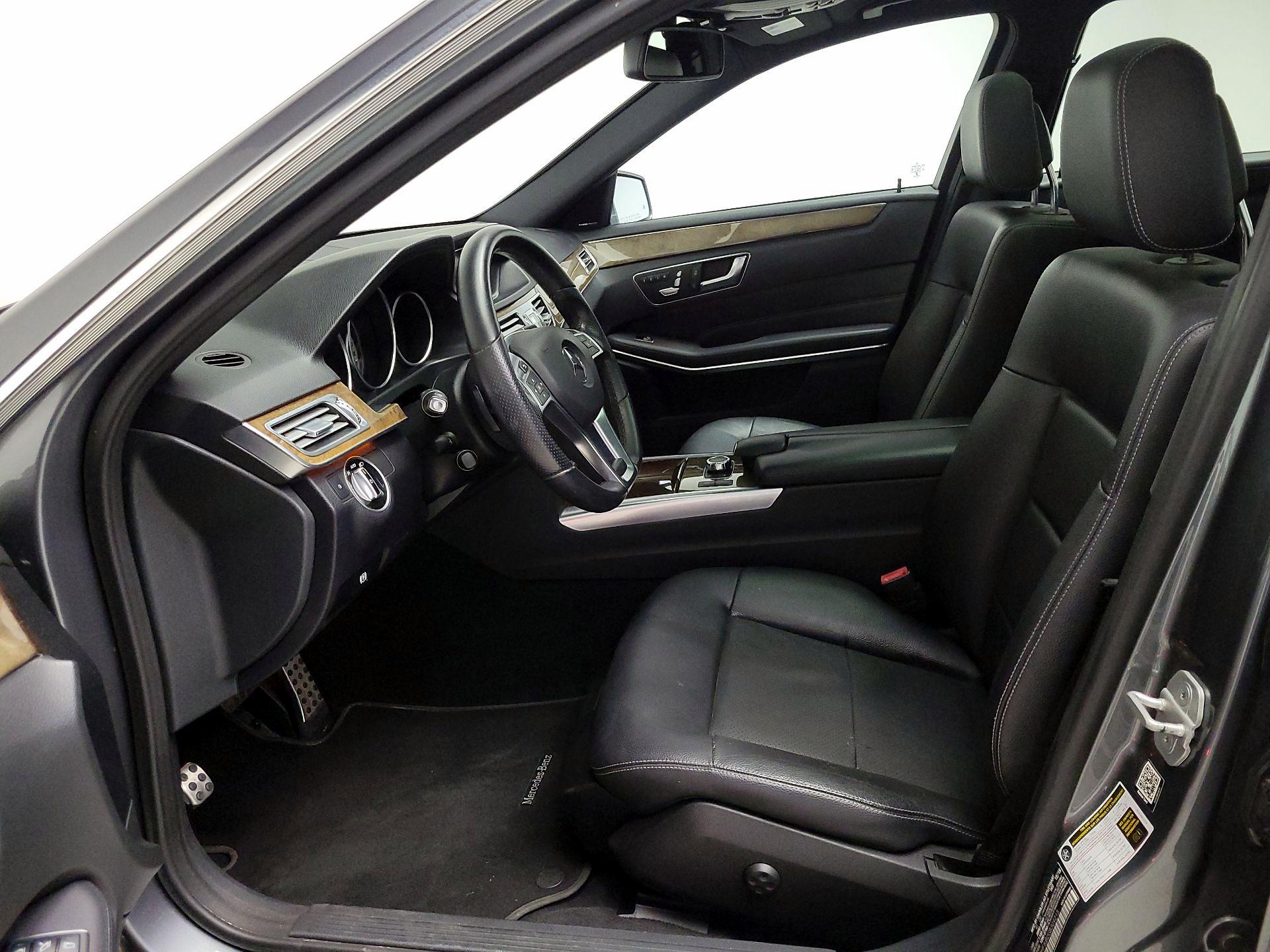 Thumbnail: 2016 Mercedes-Benz E-Class - 11