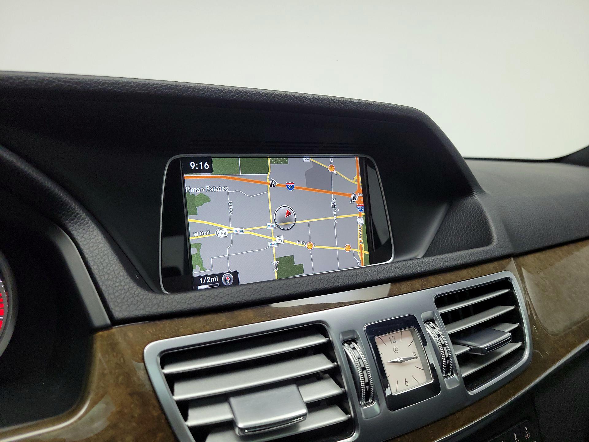 Thumbnail: 2016 Mercedes-Benz E-Class - 14
