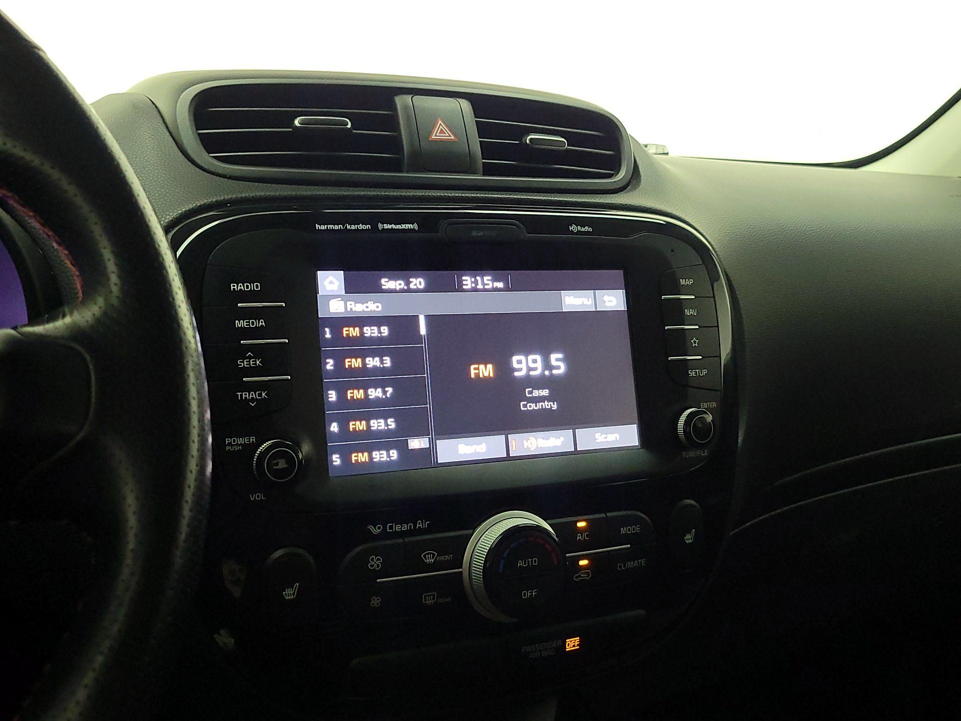 Thumbnail: 2019 Kia Soul - 16