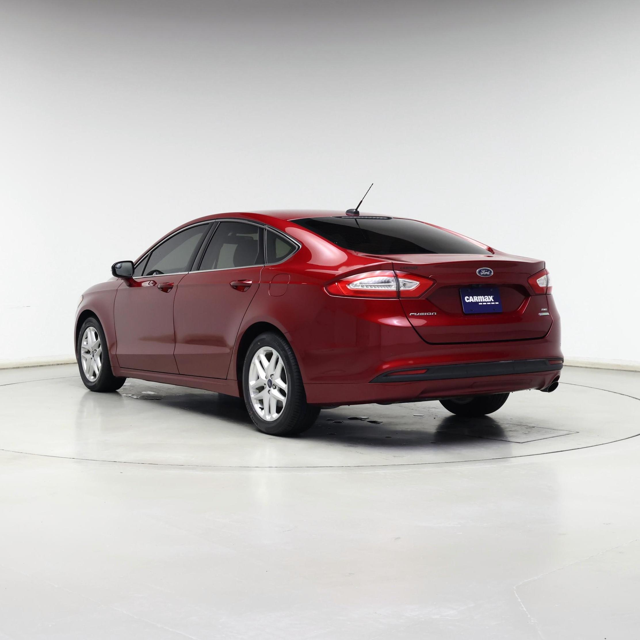 Thumbnail: 2016 Ford Fusion - 2