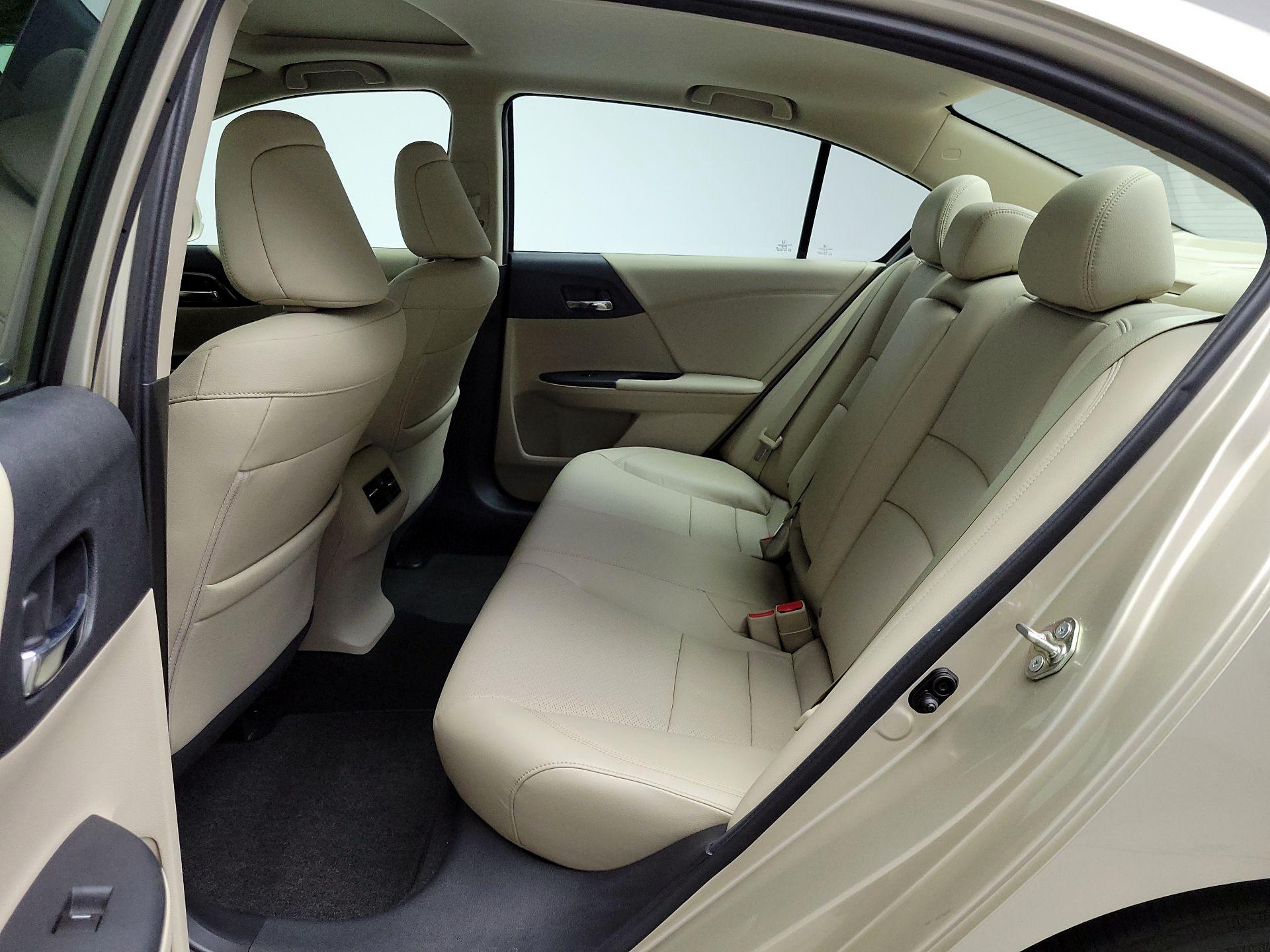 Thumbnail: 2016 Honda Accord - 20