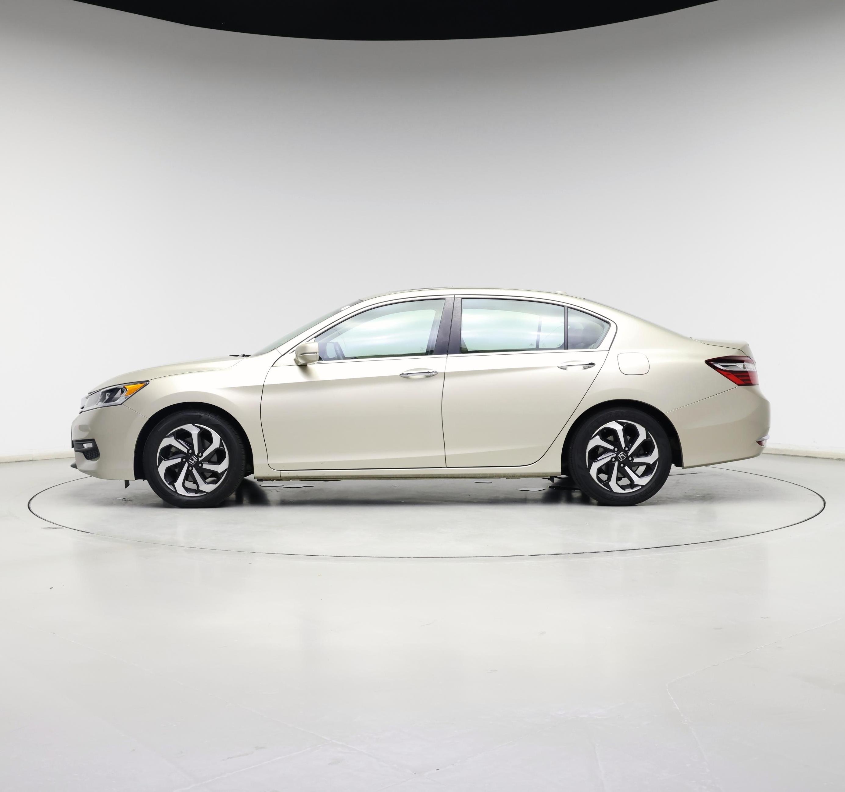 Thumbnail: 2016 Honda Accord - 3