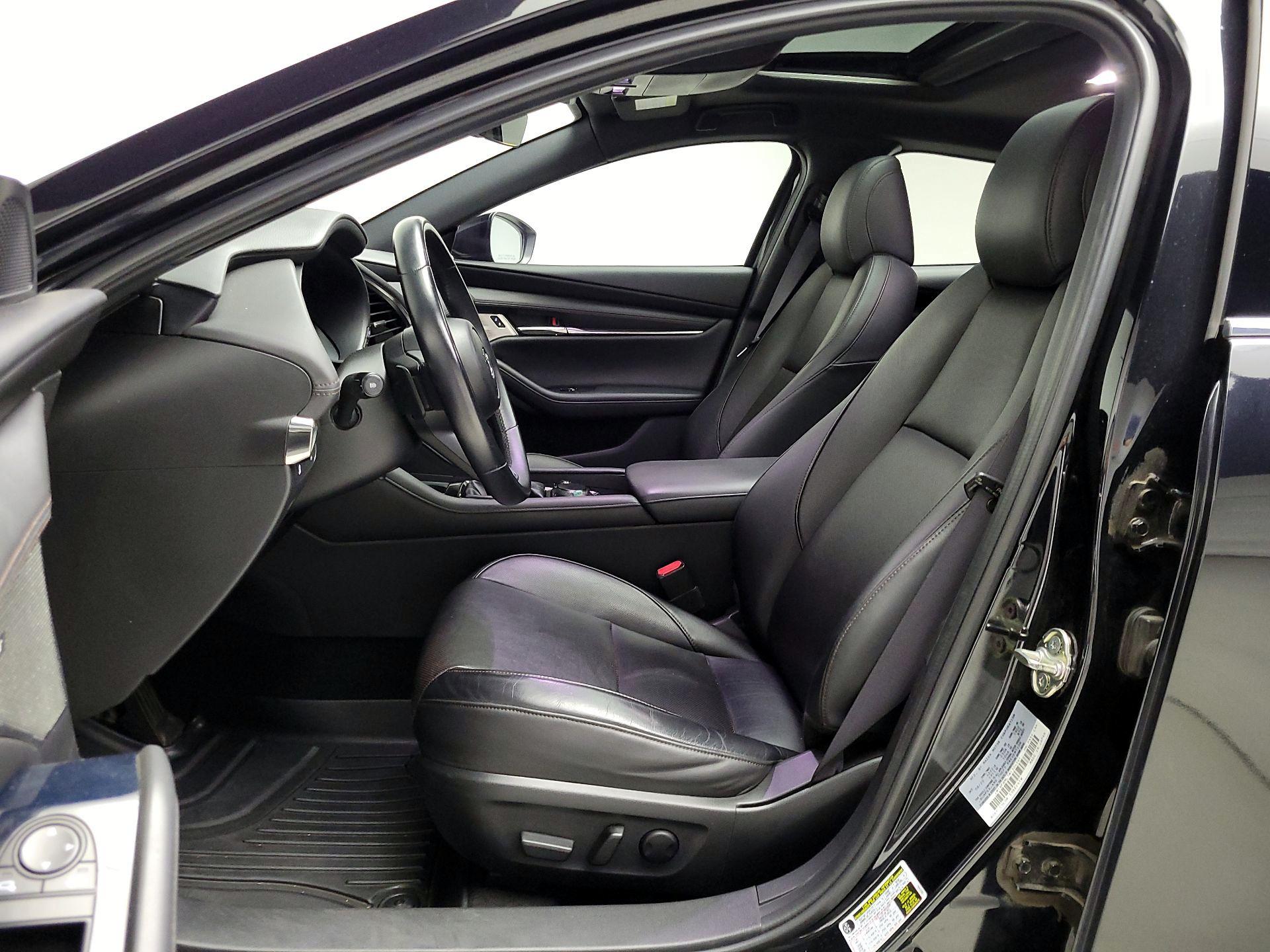 Thumbnail: 2021 Mazda Mazda3 - 11