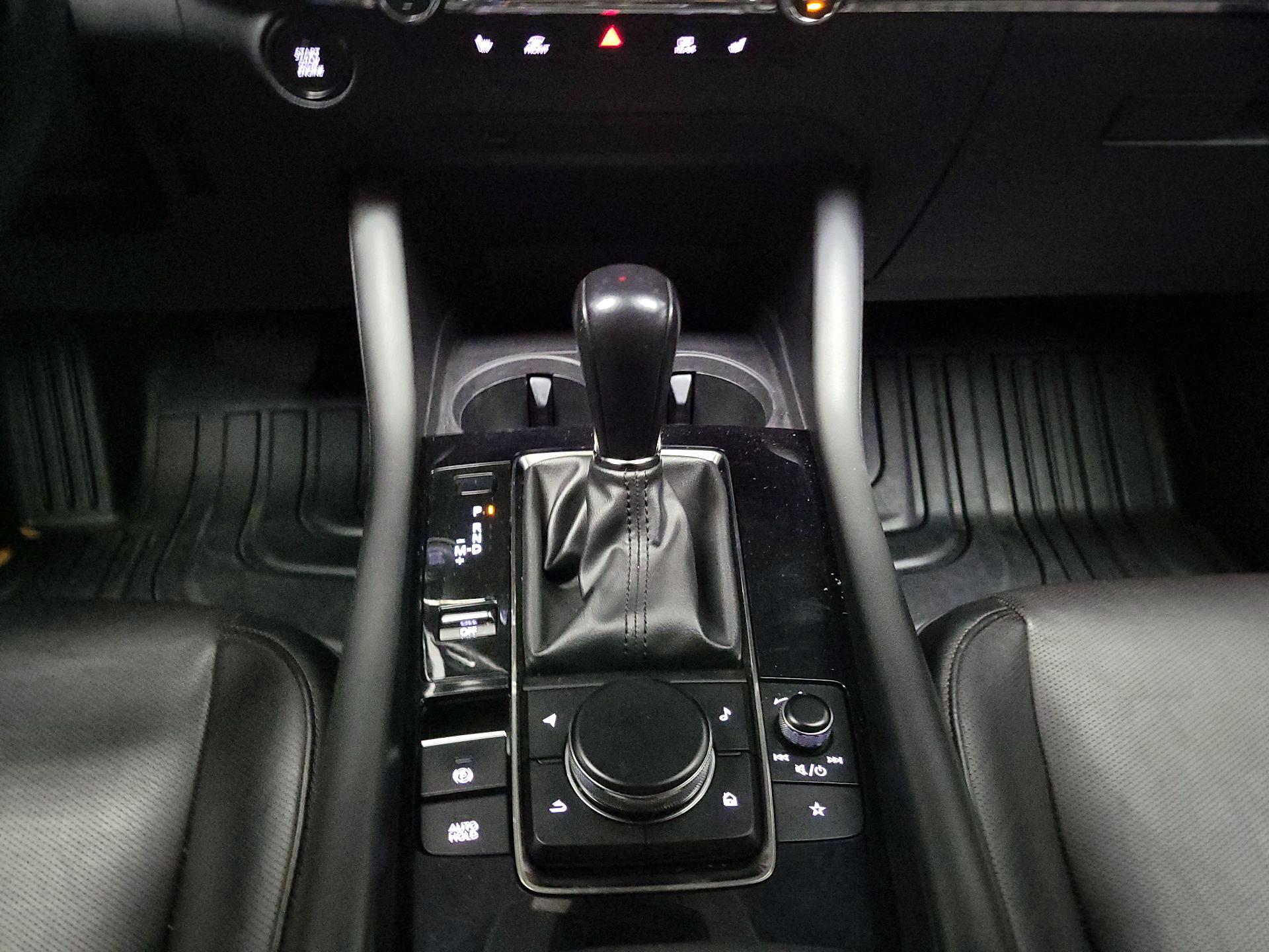 Thumbnail: 2021 Mazda Mazda3 - 17
