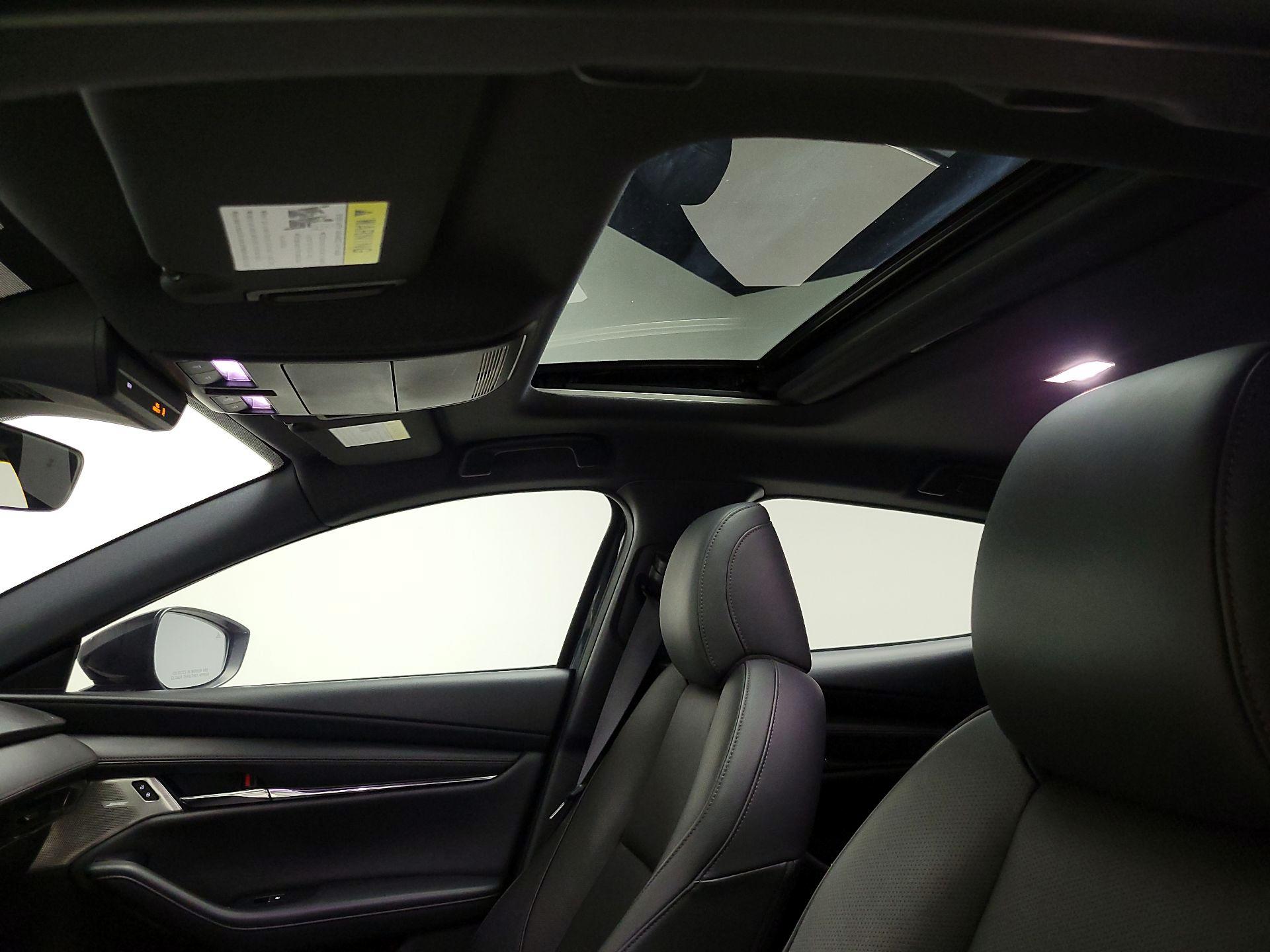 Thumbnail: 2021 Mazda Mazda3 - 19