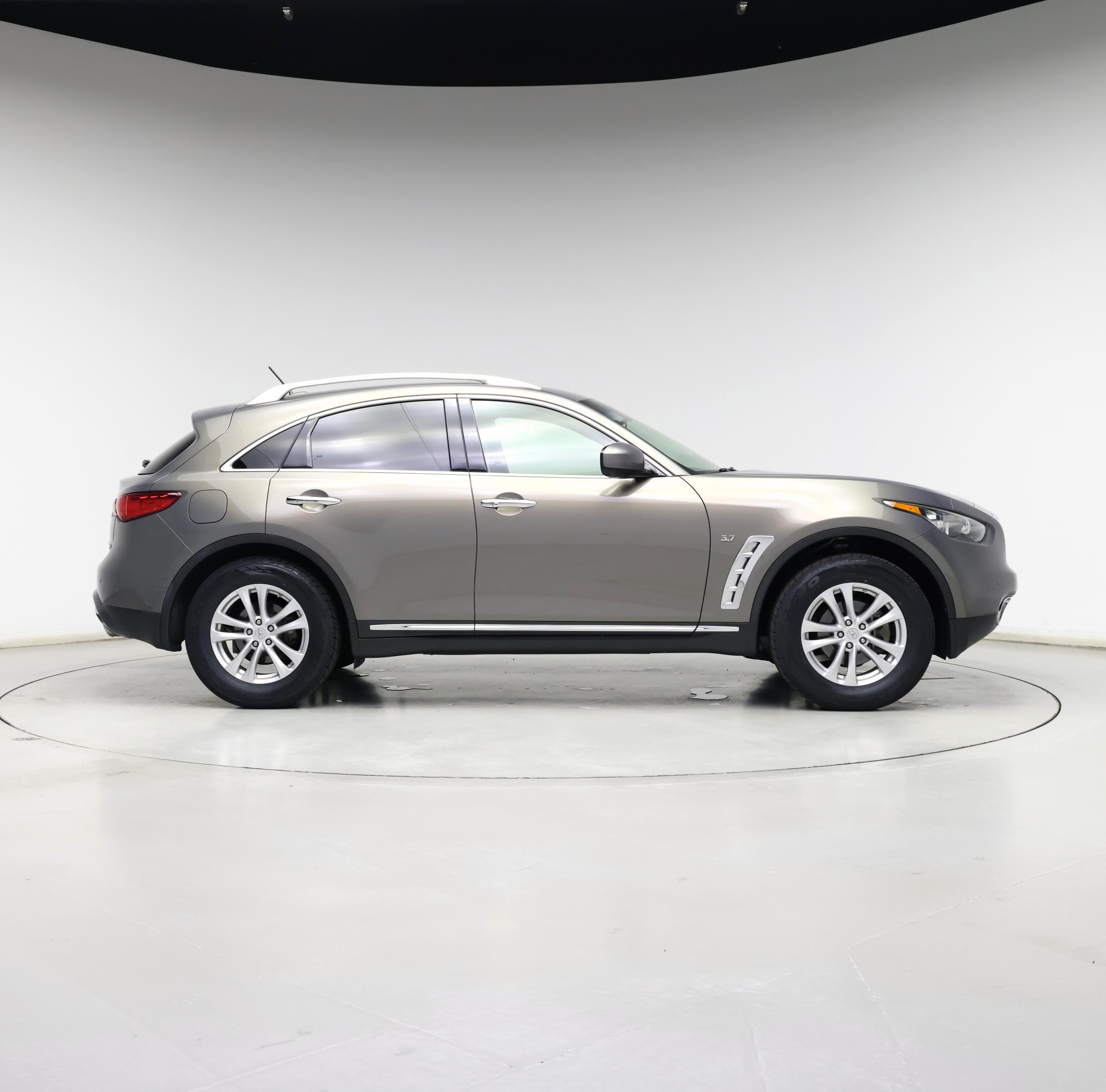 Thumbnail: 2015 INFINITI QX70 - 7
