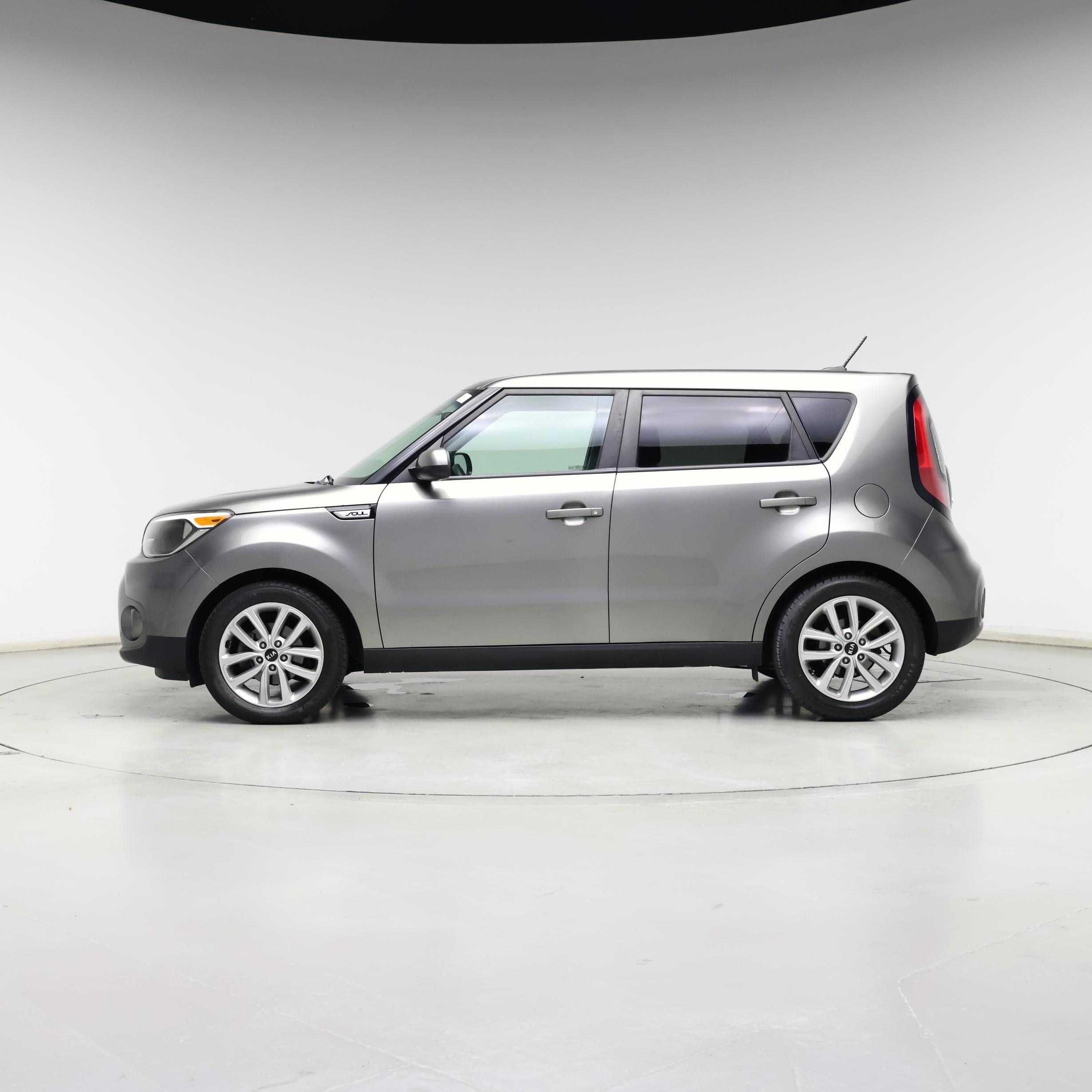 Thumbnail: 2019 Kia Soul - 3