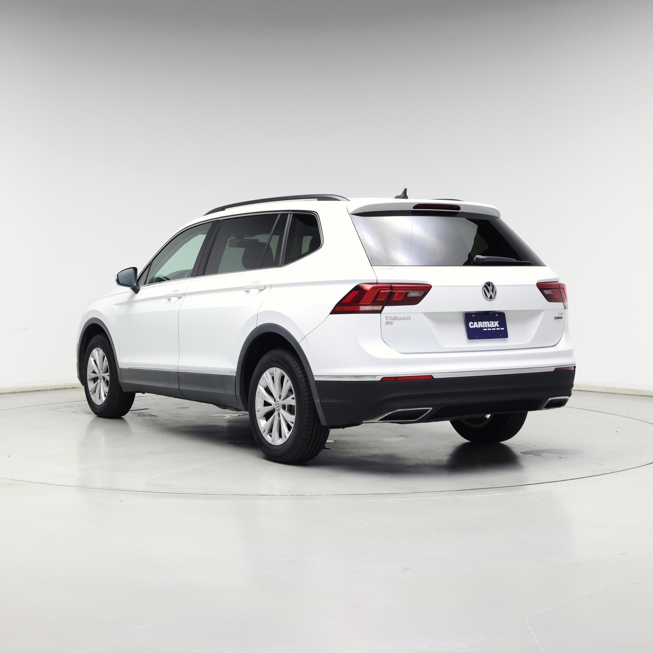 Thumbnail: 2018 Volkswagen Tiguan - 2