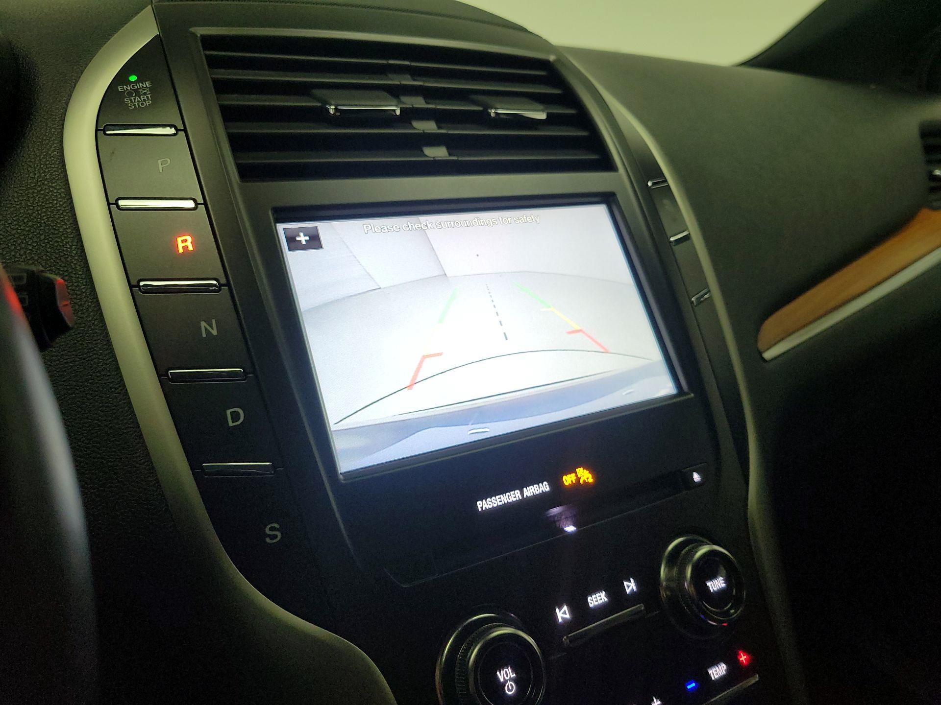 Thumbnail: 2017 Lincoln MKC - 15