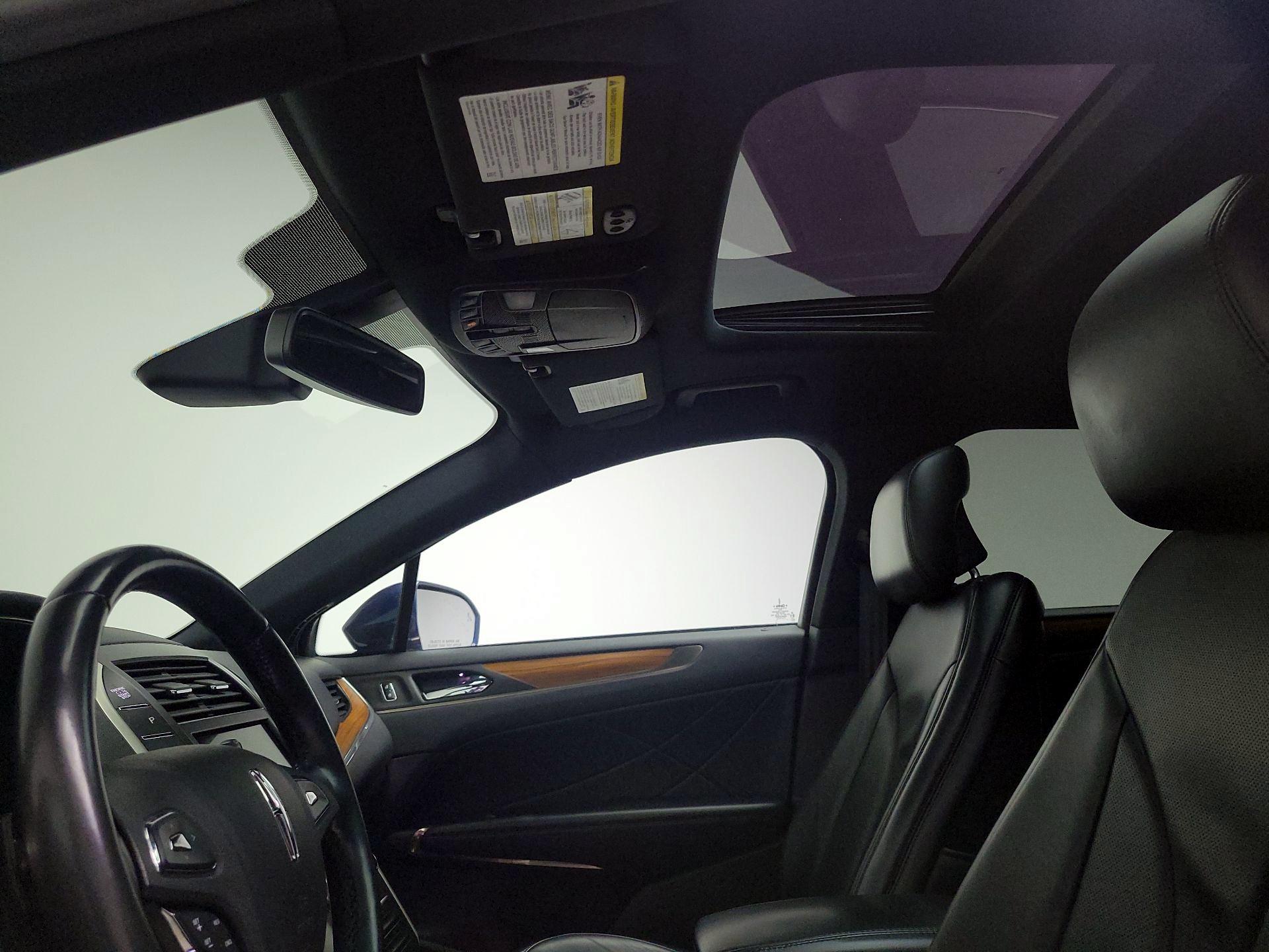 Thumbnail: 2017 Lincoln MKC - 20