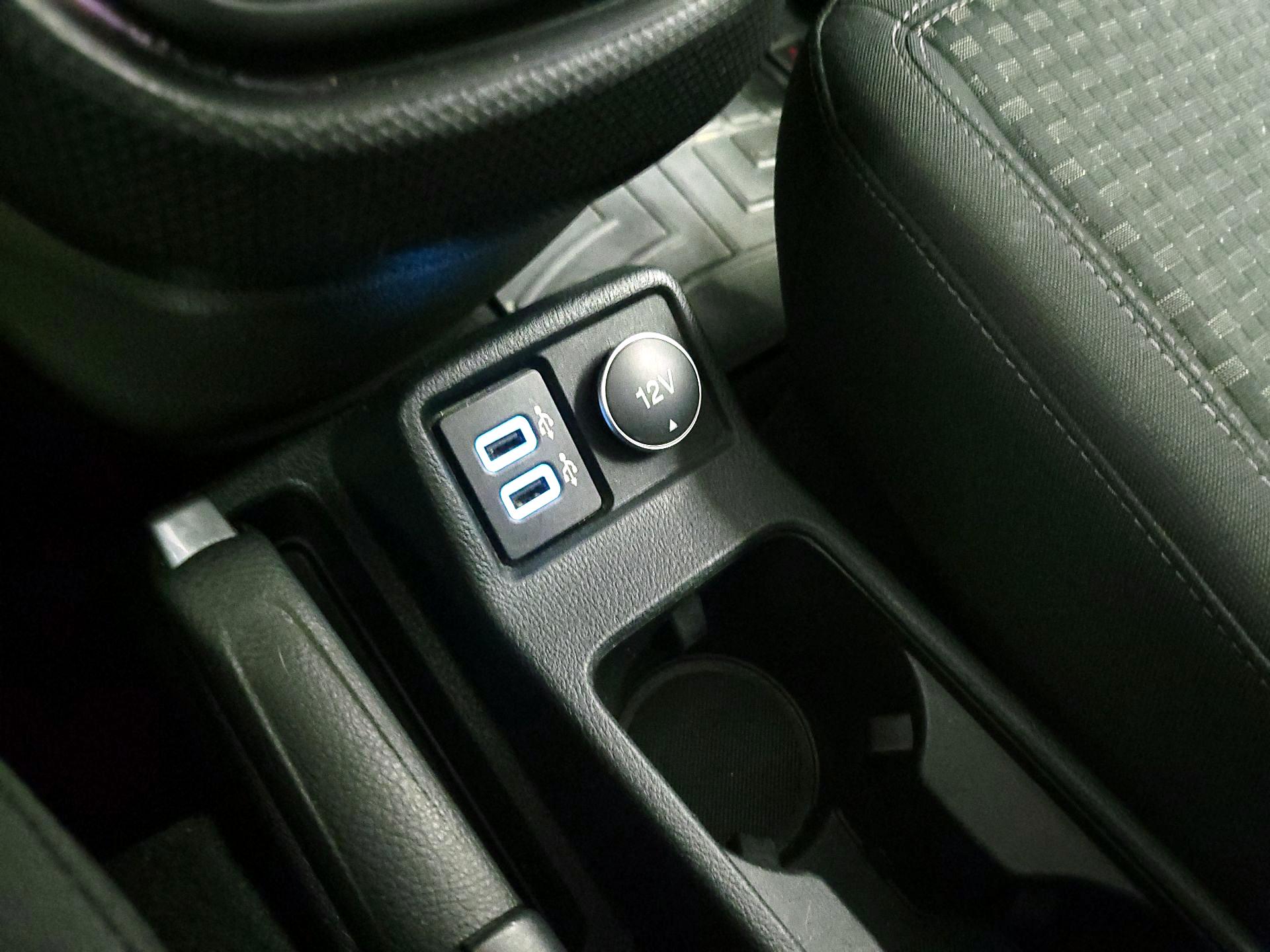 Thumbnail: 2019 Ford Transit Series - 19