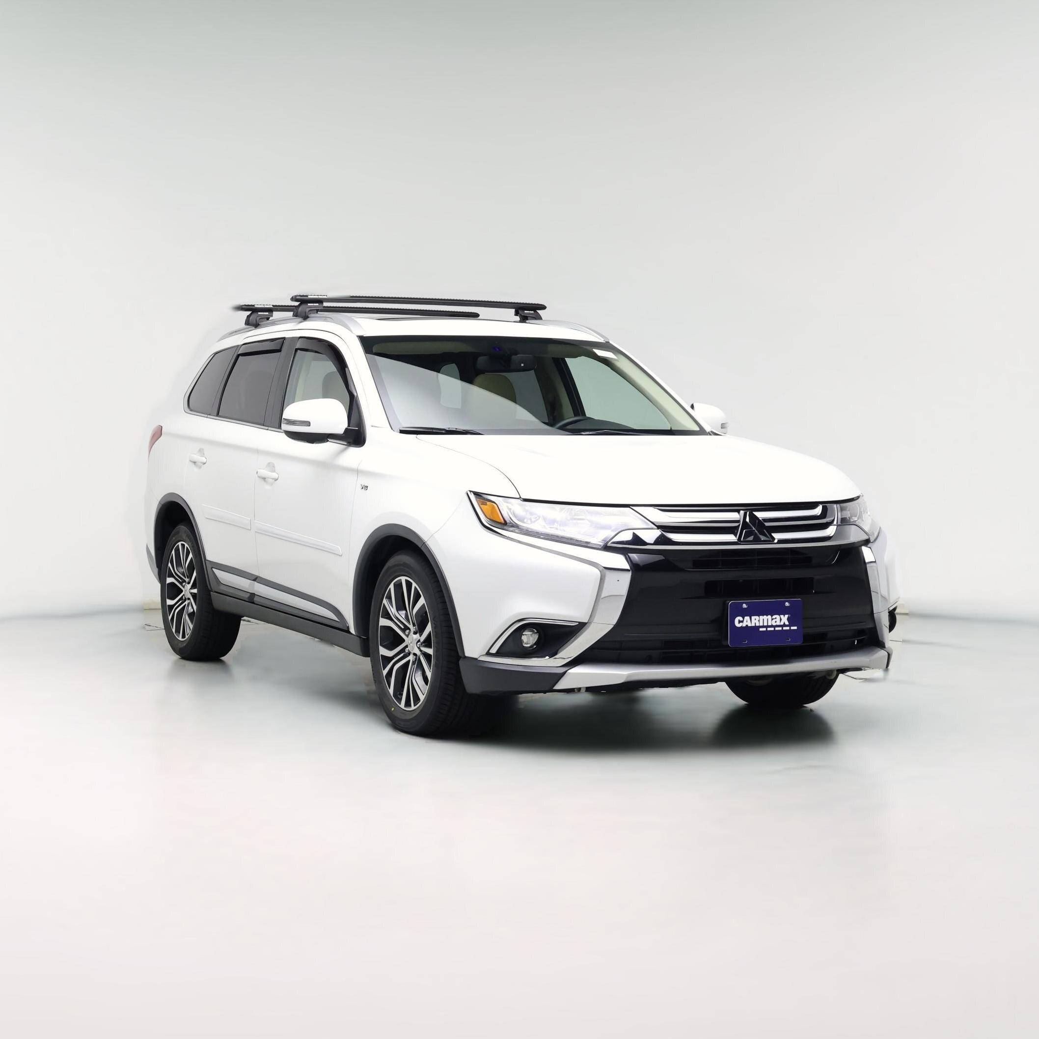 Thumbnail: 2018 Mitsubishi Outlander - 1