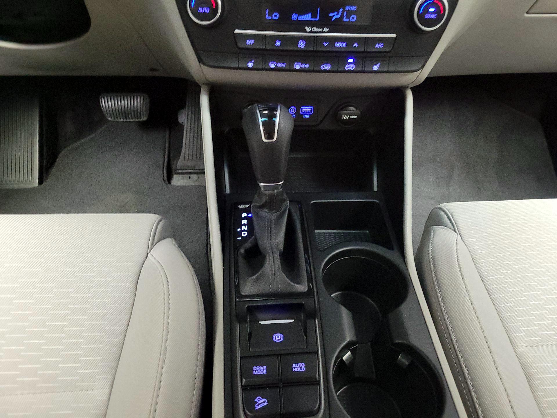 Thumbnail: 2020 Hyundai Tucson - 17
