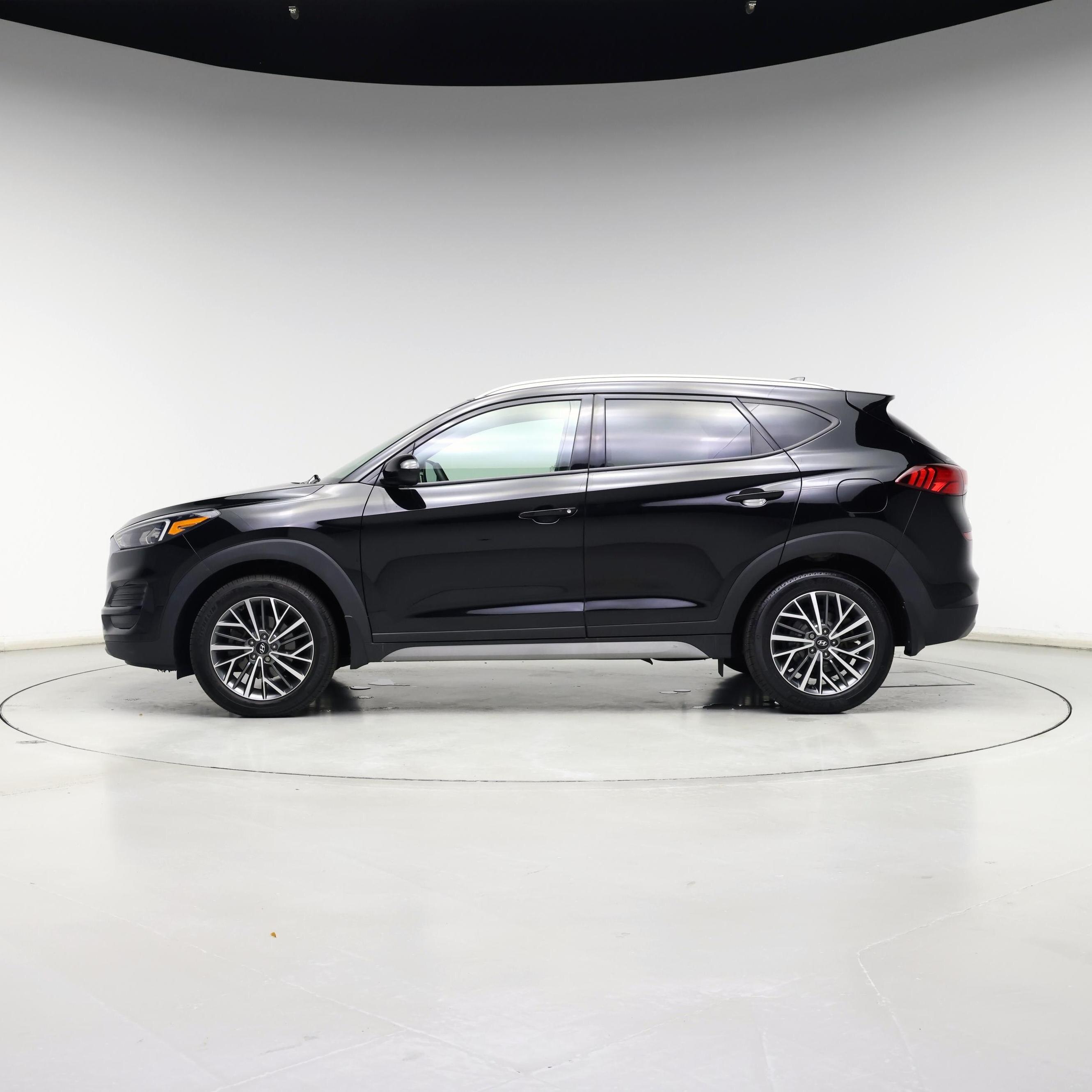 Thumbnail: 2020 Hyundai Tucson - 3