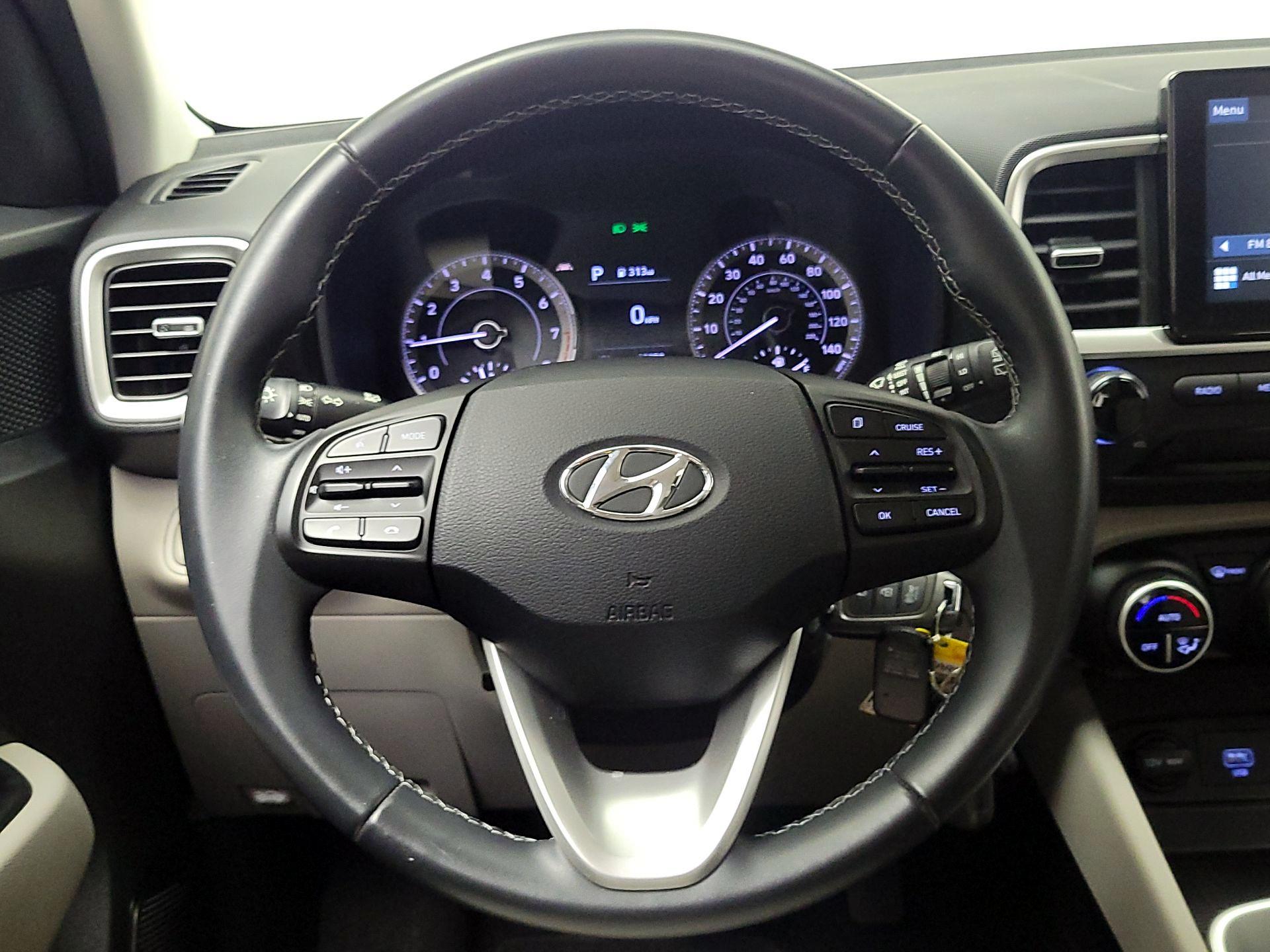 Thumbnail: 2021 Hyundai Venue - 10