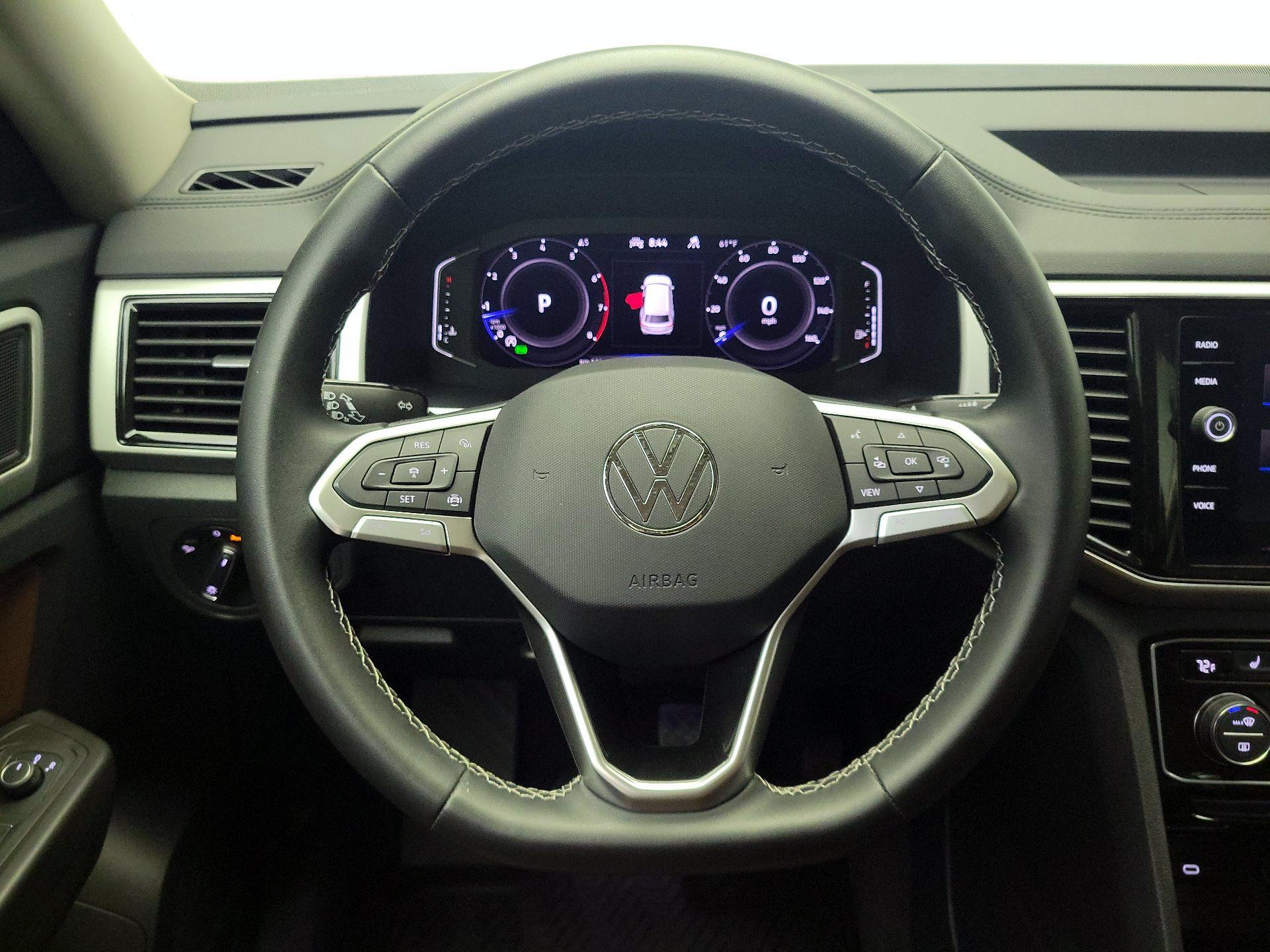 Thumbnail: 2022 Volkswagen Atlas - 10