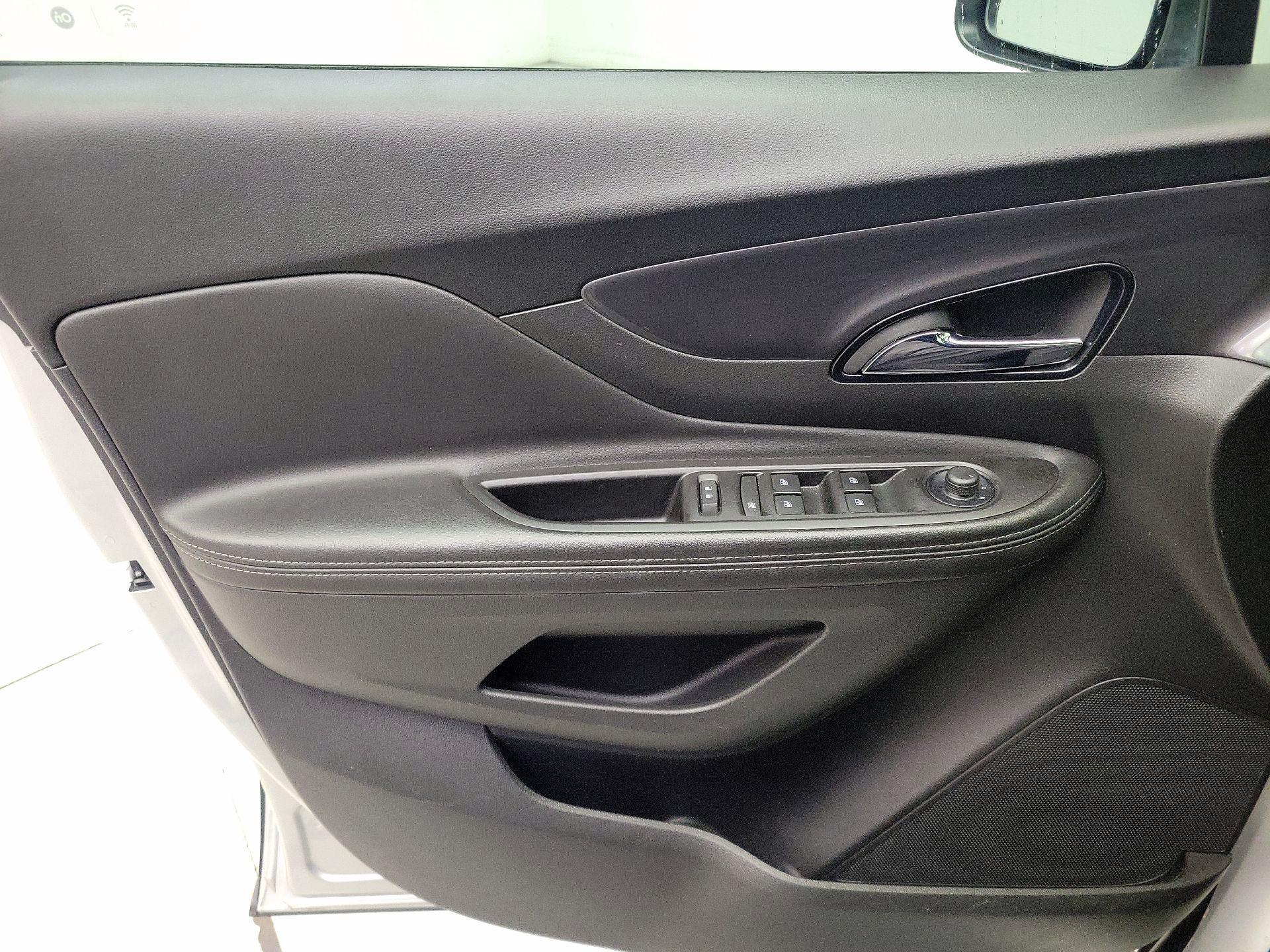 Thumbnail: 2022 Buick Encore - 12