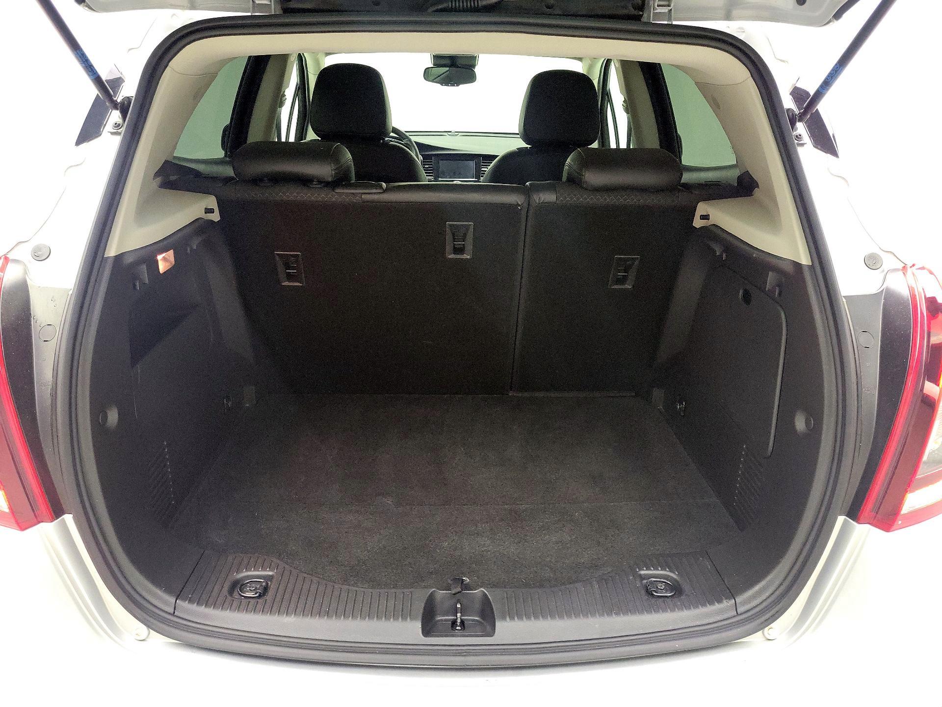 Thumbnail: 2022 Buick Encore - 20