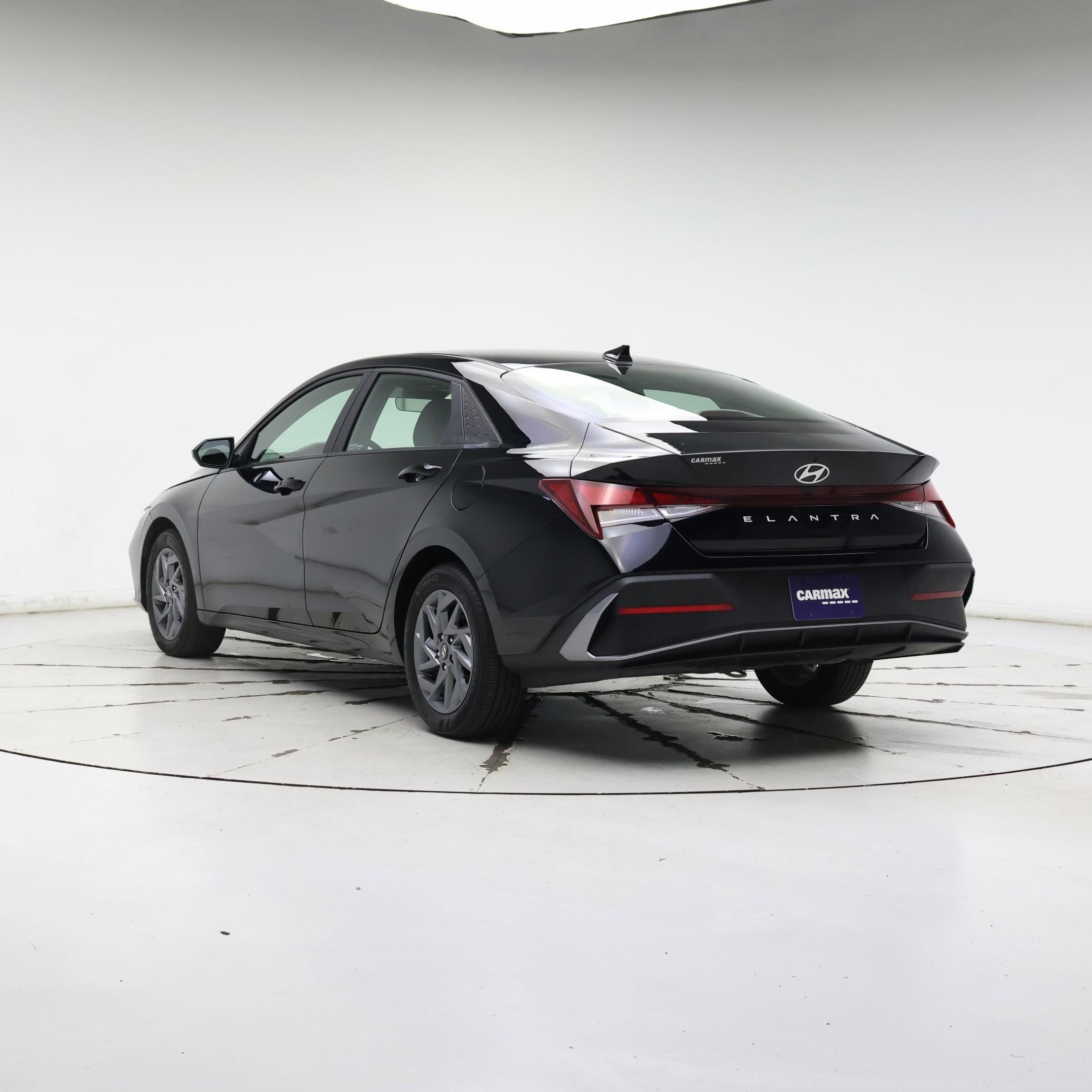 Thumbnail: 2024 Hyundai Elantra - 2