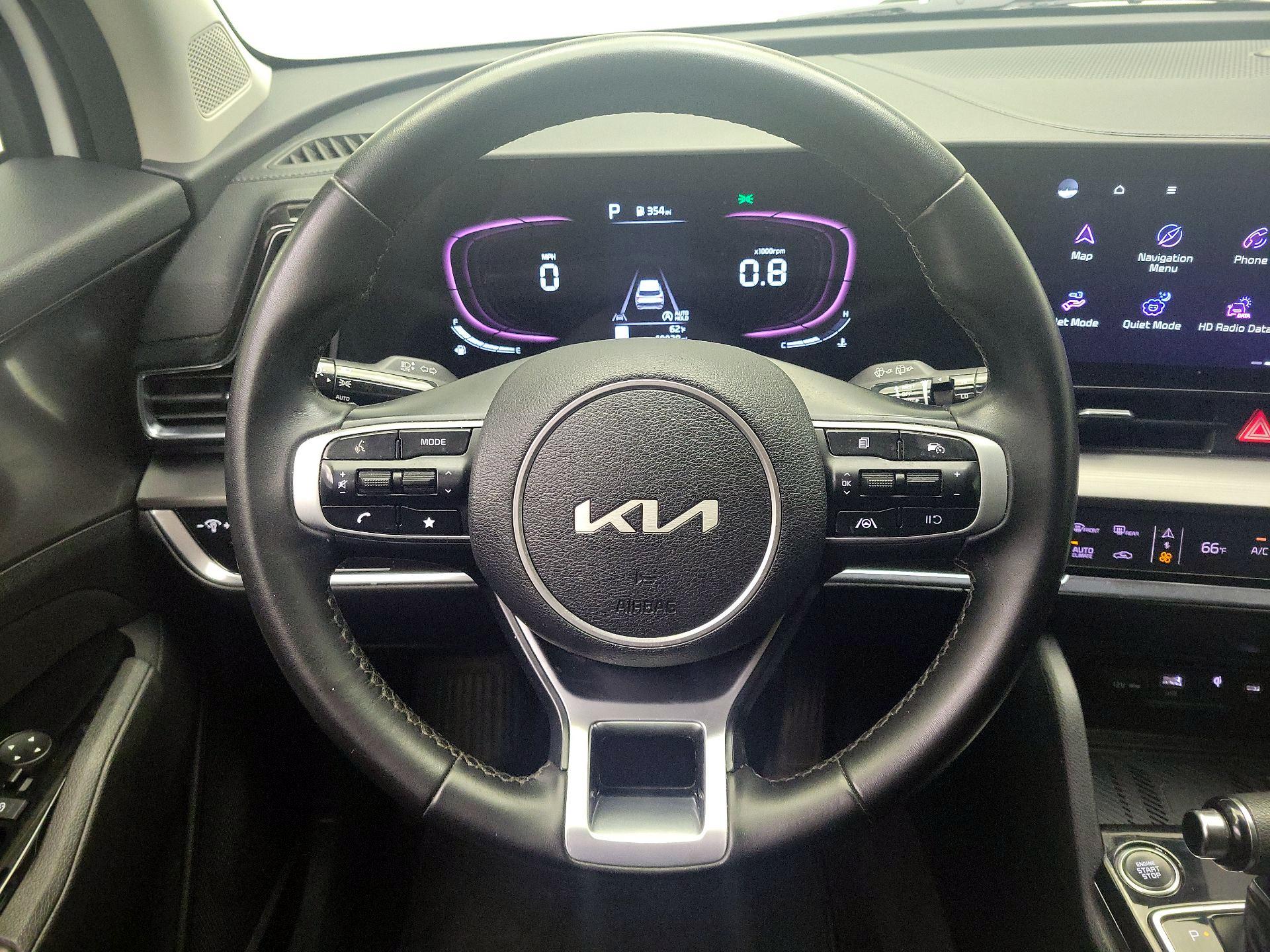 Thumbnail: 2023 Kia Sportage - 10