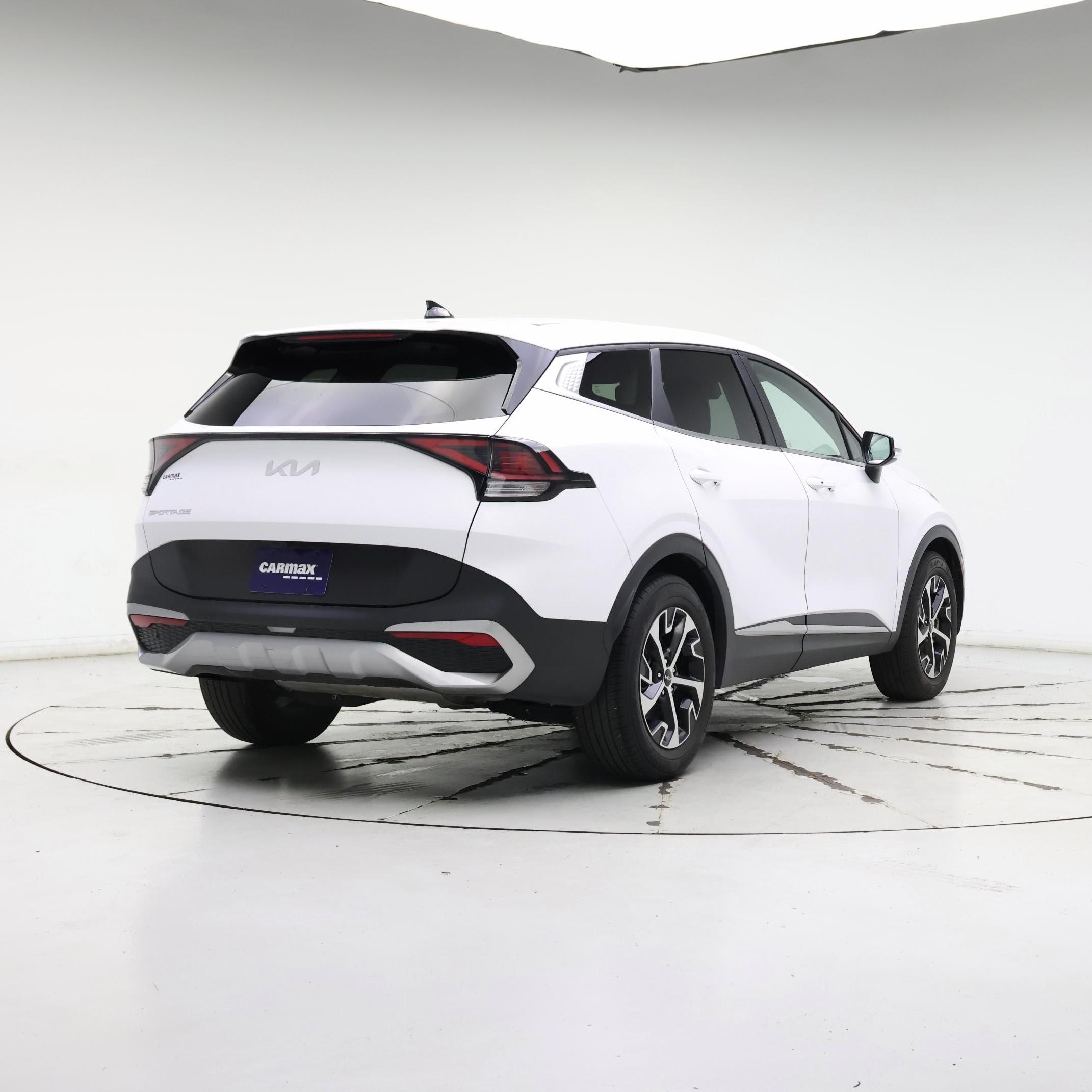 Thumbnail: 2023 Kia Sportage - 8