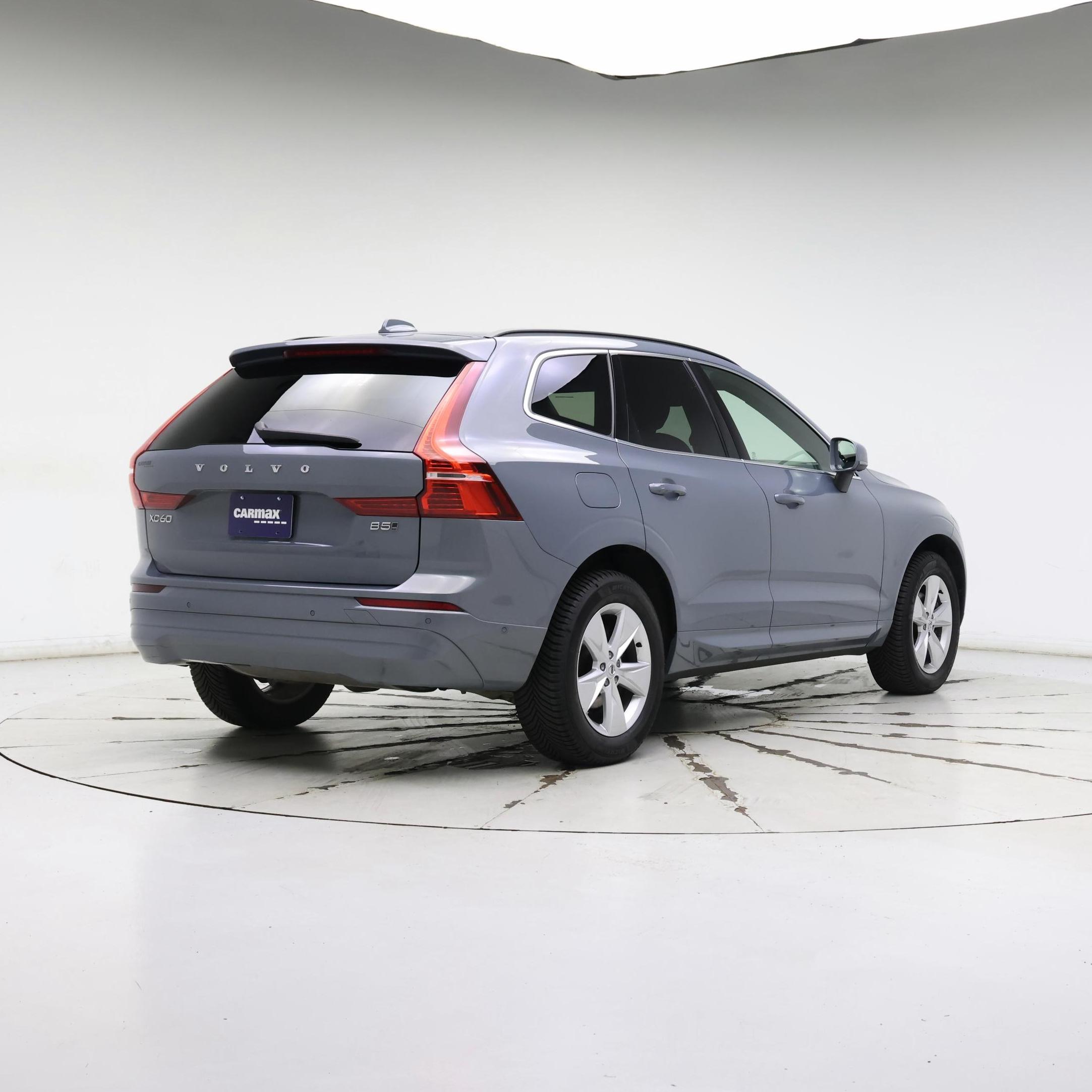 Thumbnail: 2022 Volvo XC60 - 8