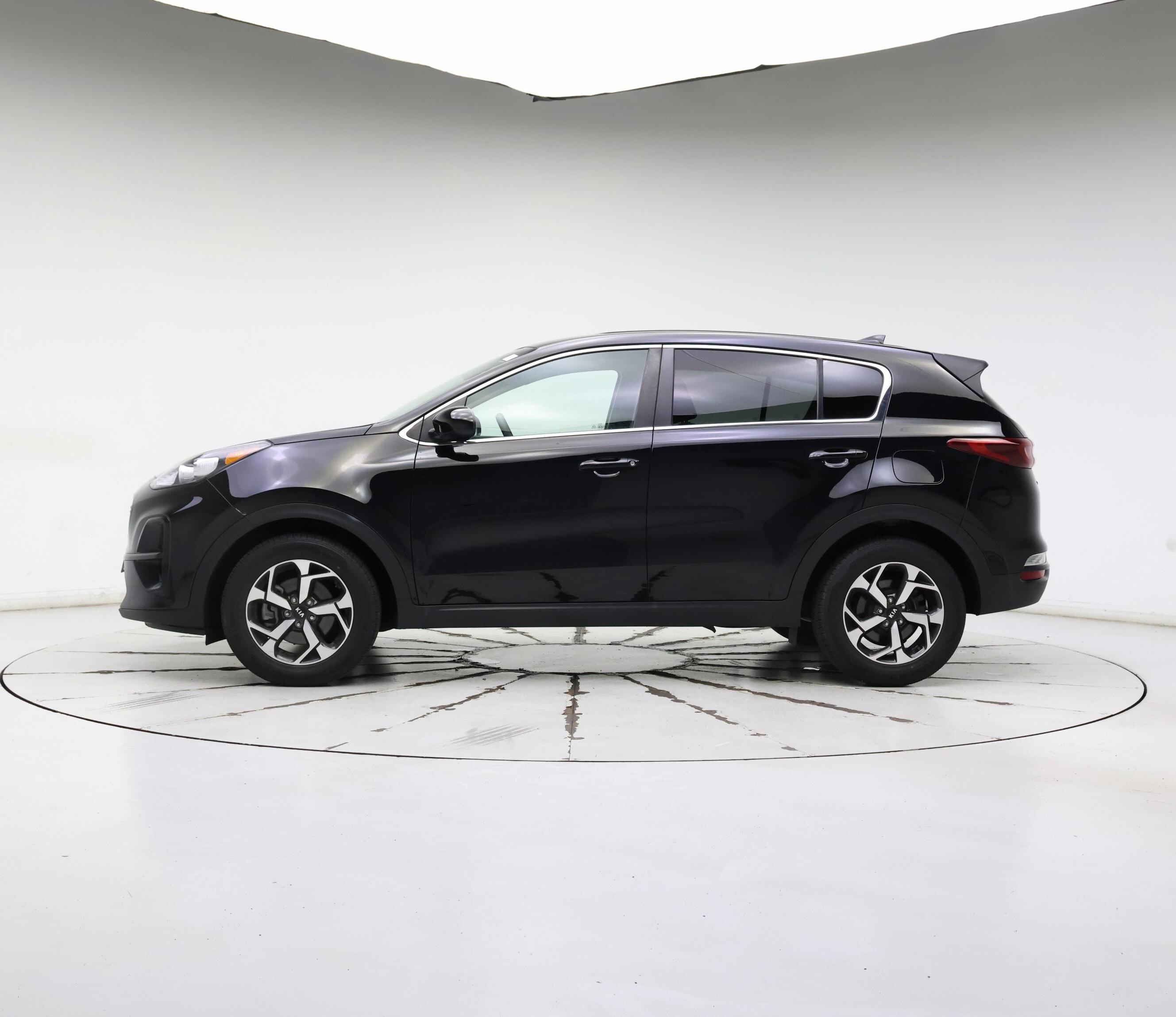 Thumbnail: 2021 Kia Sportage - 3