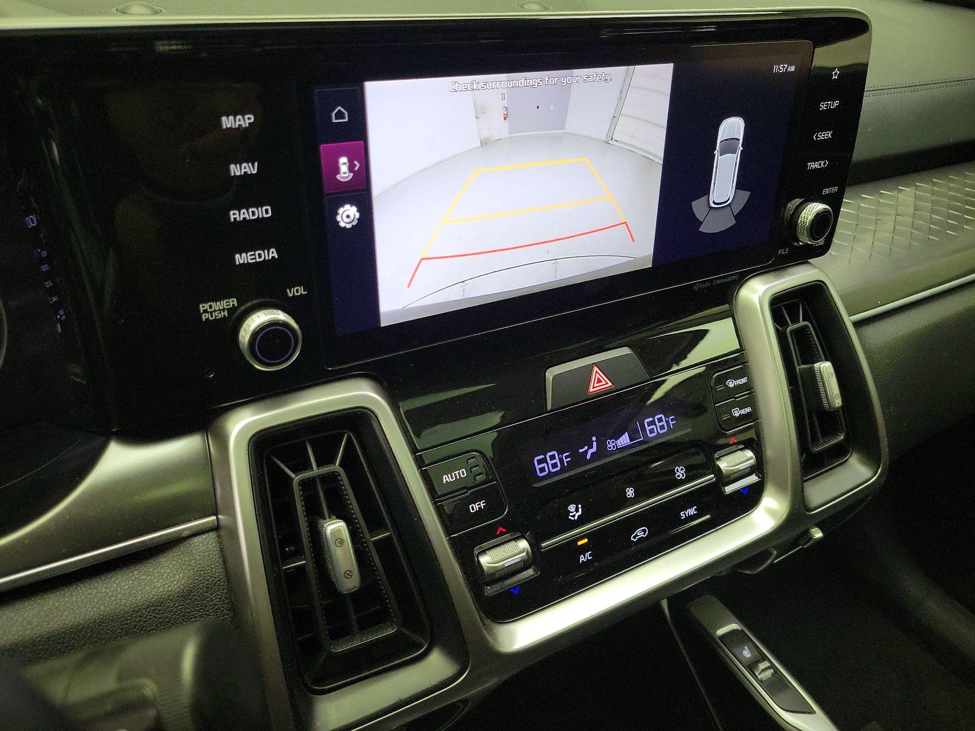 Thumbnail: 2023 Kia Sorento - 15