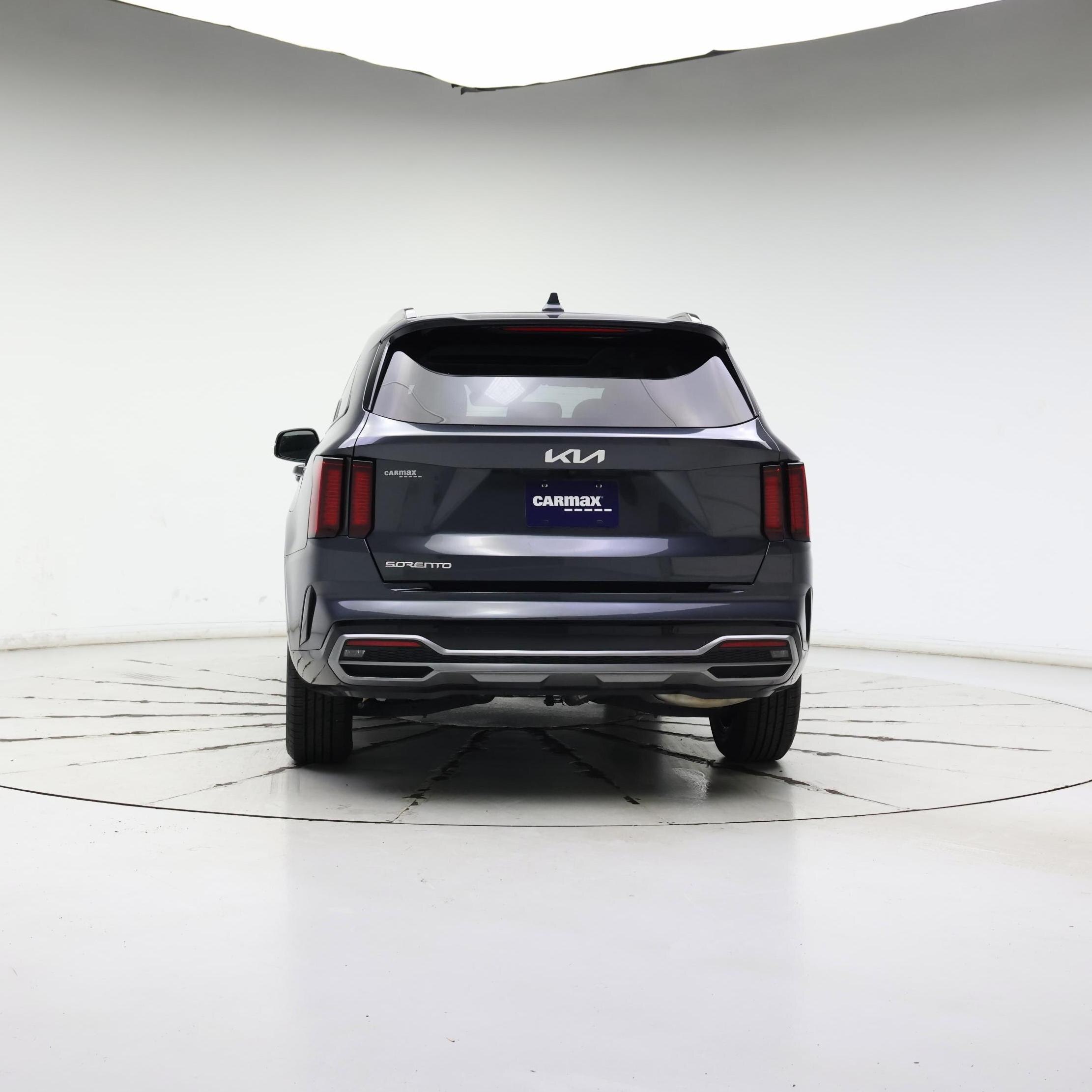 Thumbnail: 2023 Kia Sorento - 6