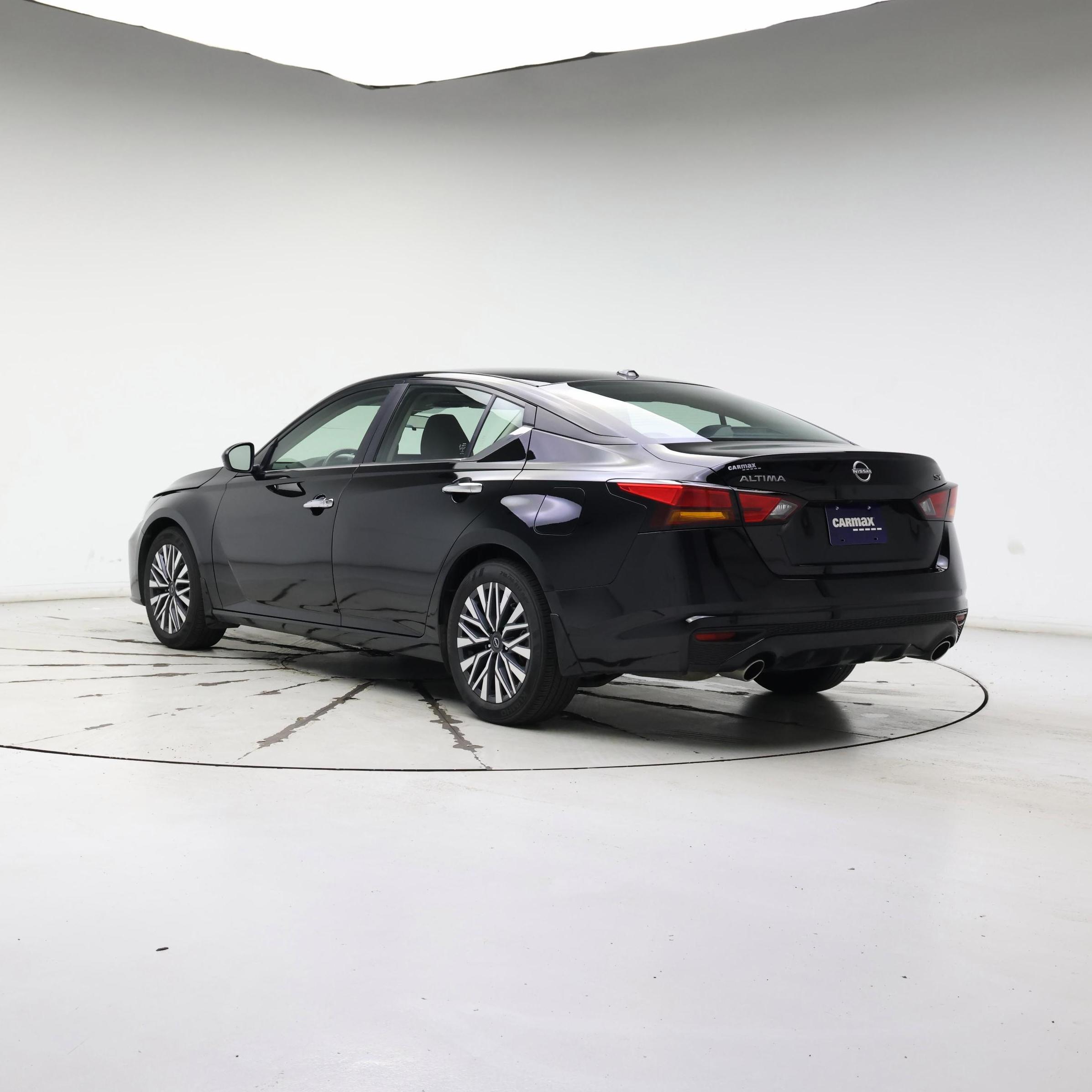 Thumbnail: 2024 Nissan Altima - 2