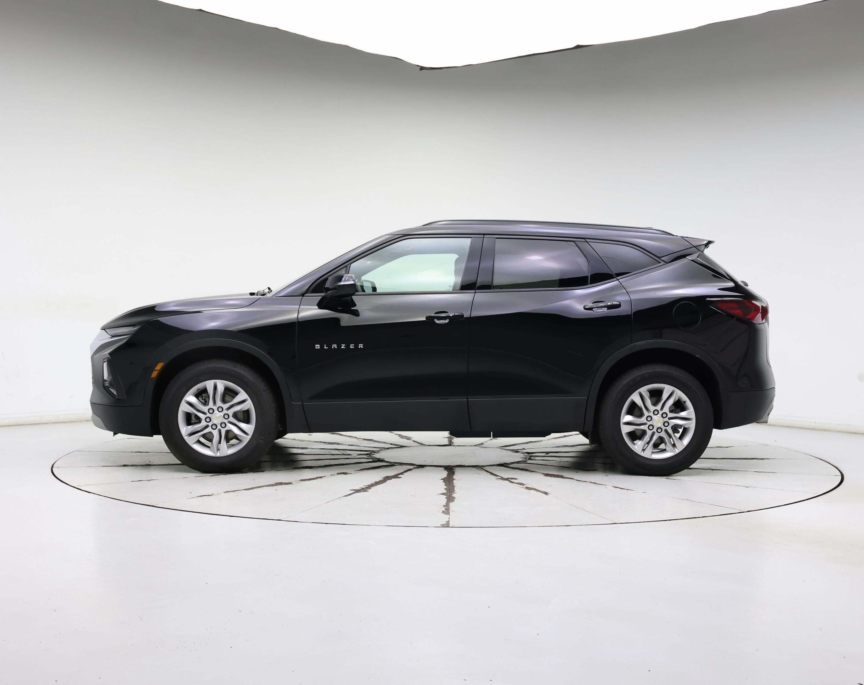 Thumbnail: 2021 Chevrolet Blazer - 3