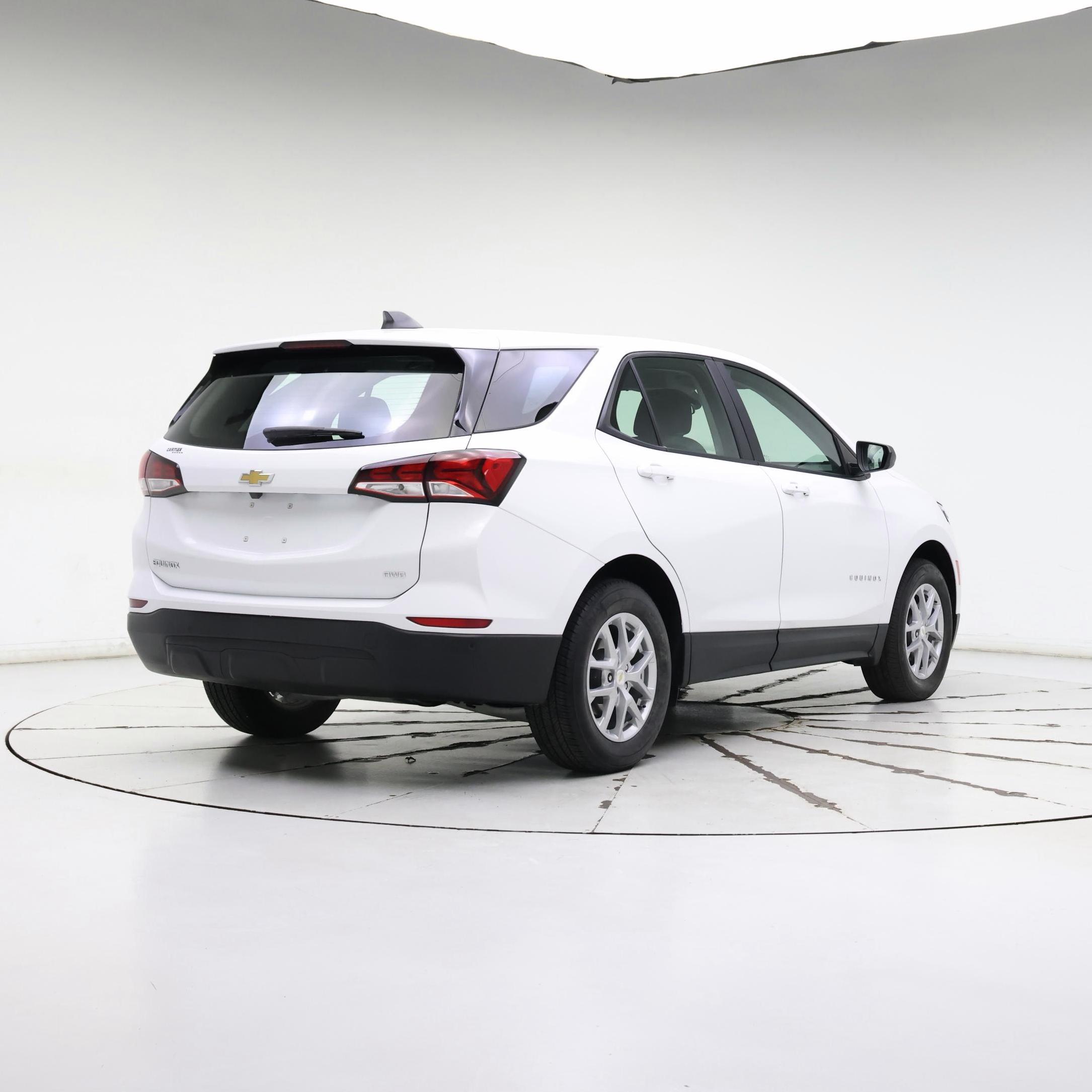 Thumbnail: 2022 Chevrolet Equinox - 8