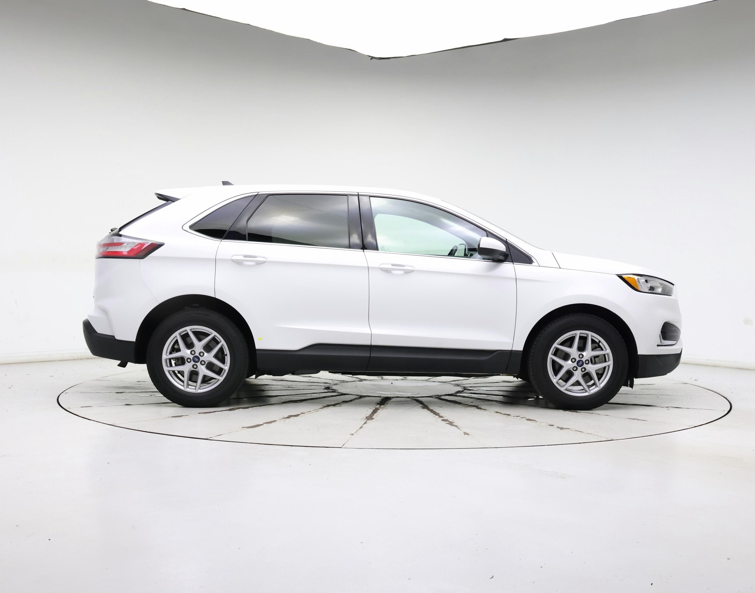 Thumbnail: 2021 Ford Edge - 7