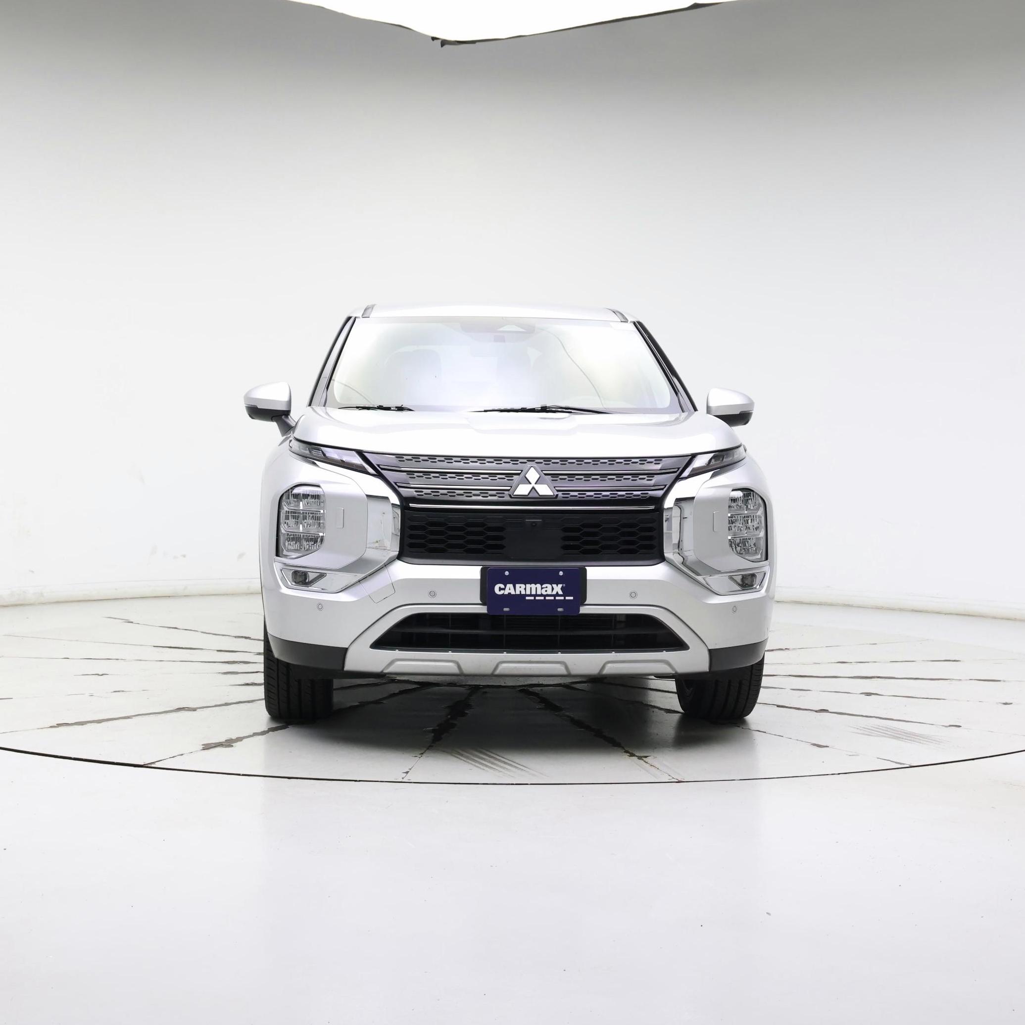Thumbnail: 2024 Mitsubishi Outlander - 5