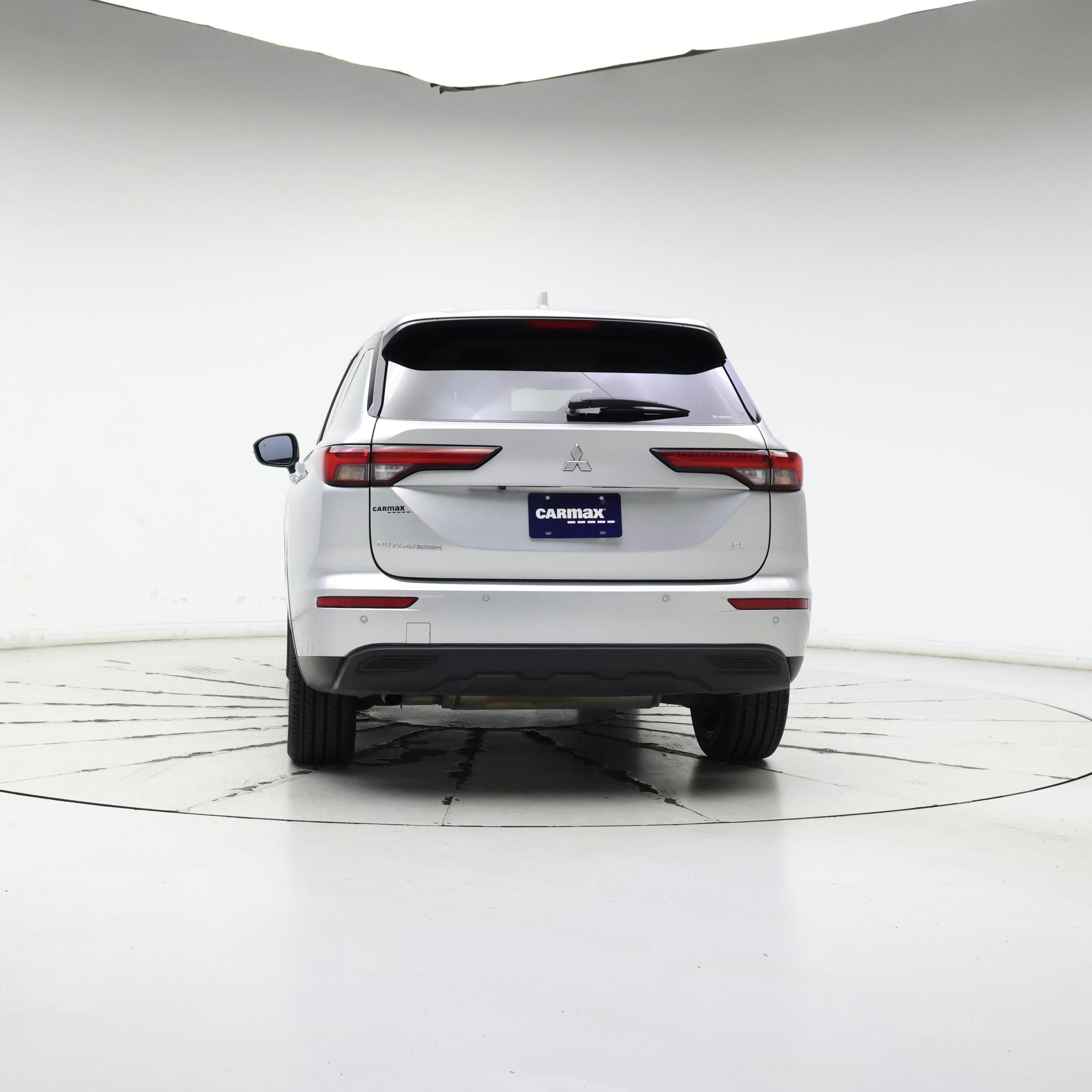 Thumbnail: 2024 Mitsubishi Outlander - 6